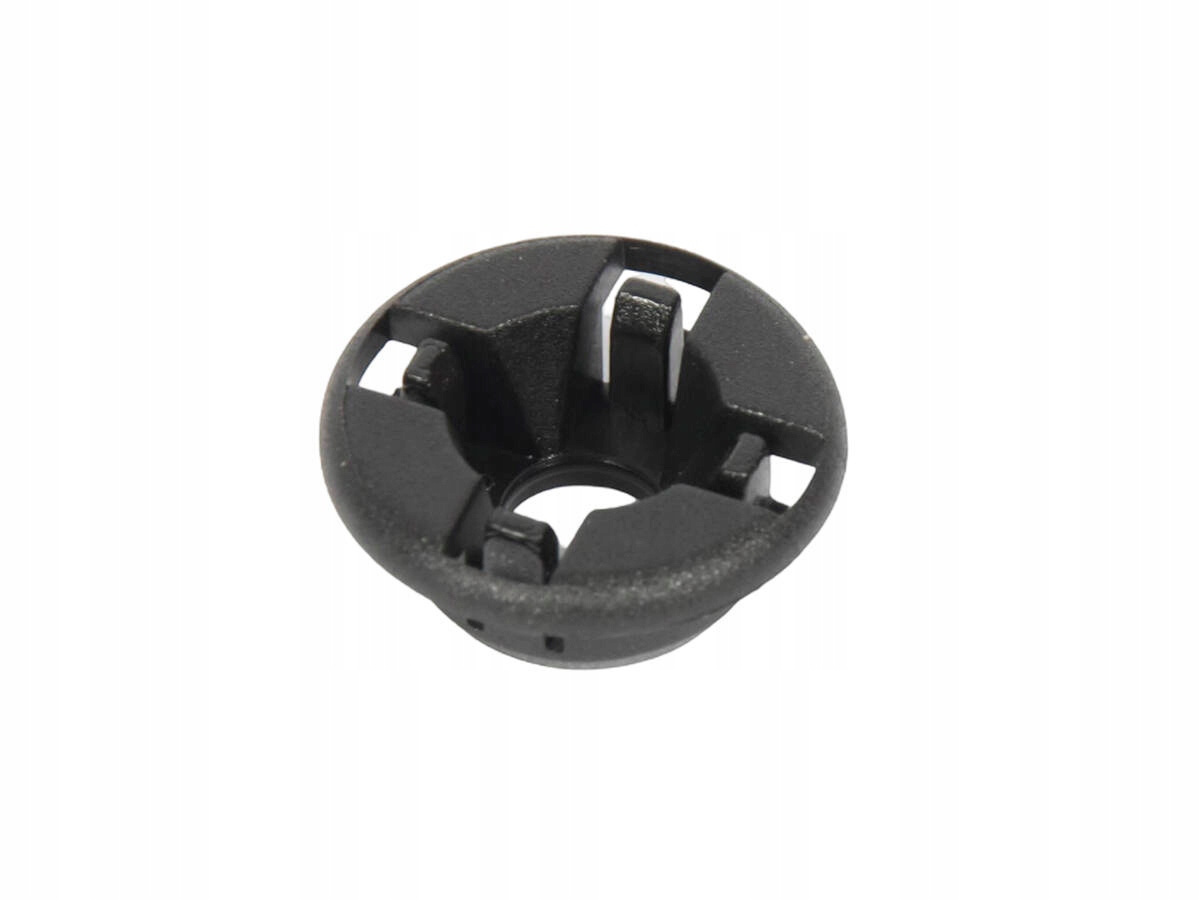 PRZELOTKA PODPÓRKA MASKI FIESTA 01-08/FUSION 01-12 Jakość części (zgodnie z GVO) O - oryginał z logo producenta pojazdu (OE)