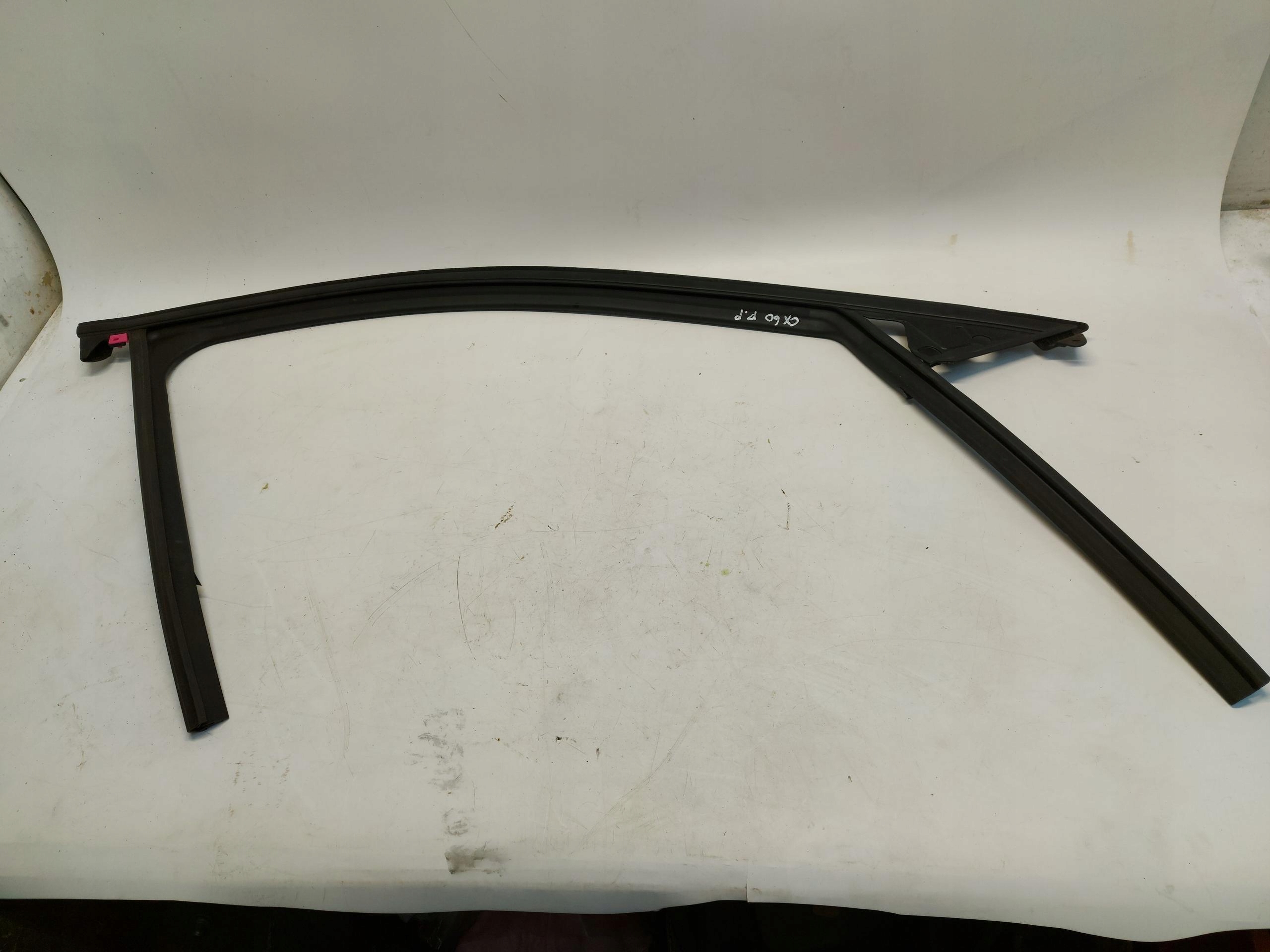 Mazda CX60 PHEV gasket windows door right front