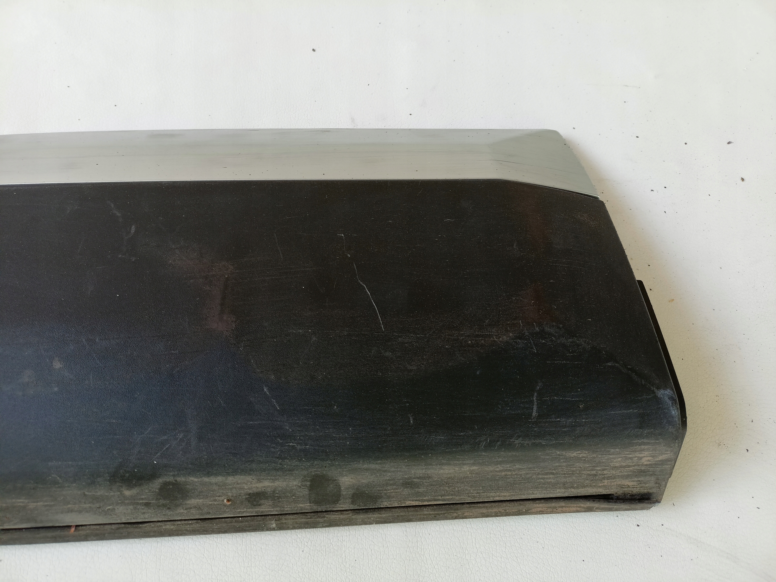 moulding door right rear Peugeot 2008 II