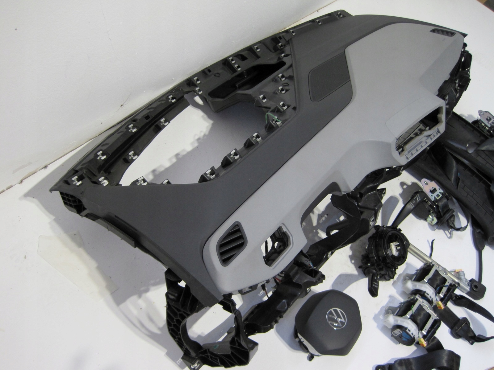 торпеда консоль vw id.3 ID3