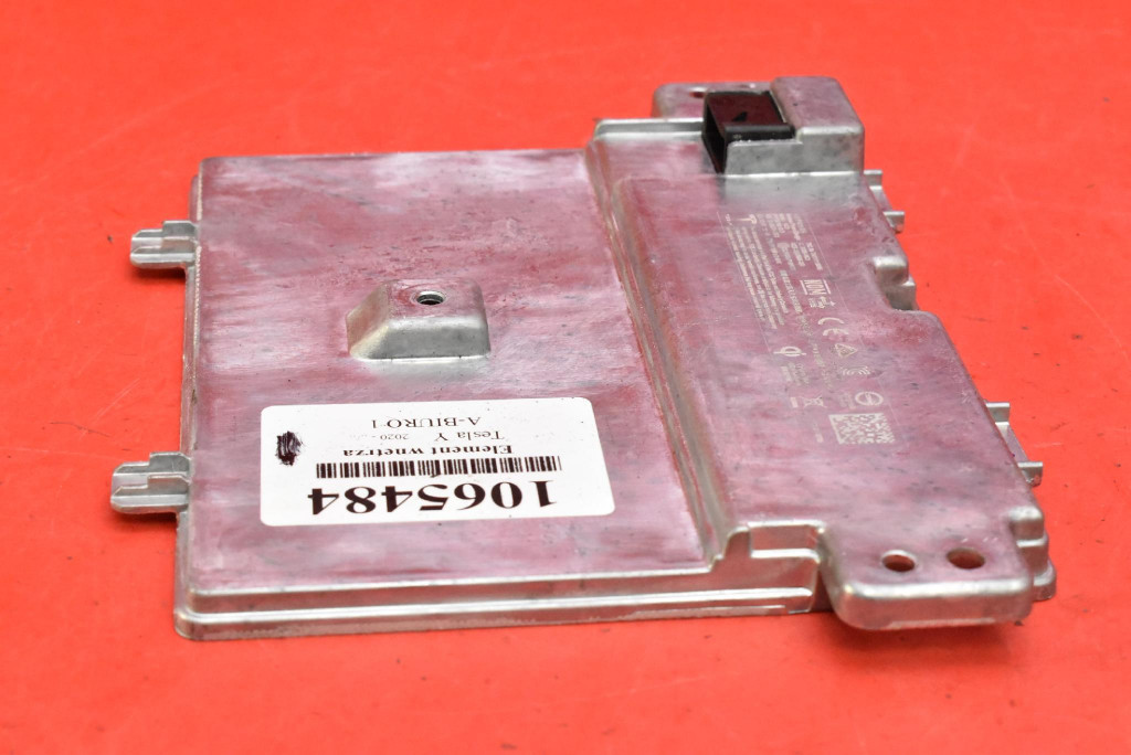 LADOWARKA INDUKCYJNA 1755100-00-D TESLA MODEL Y 20