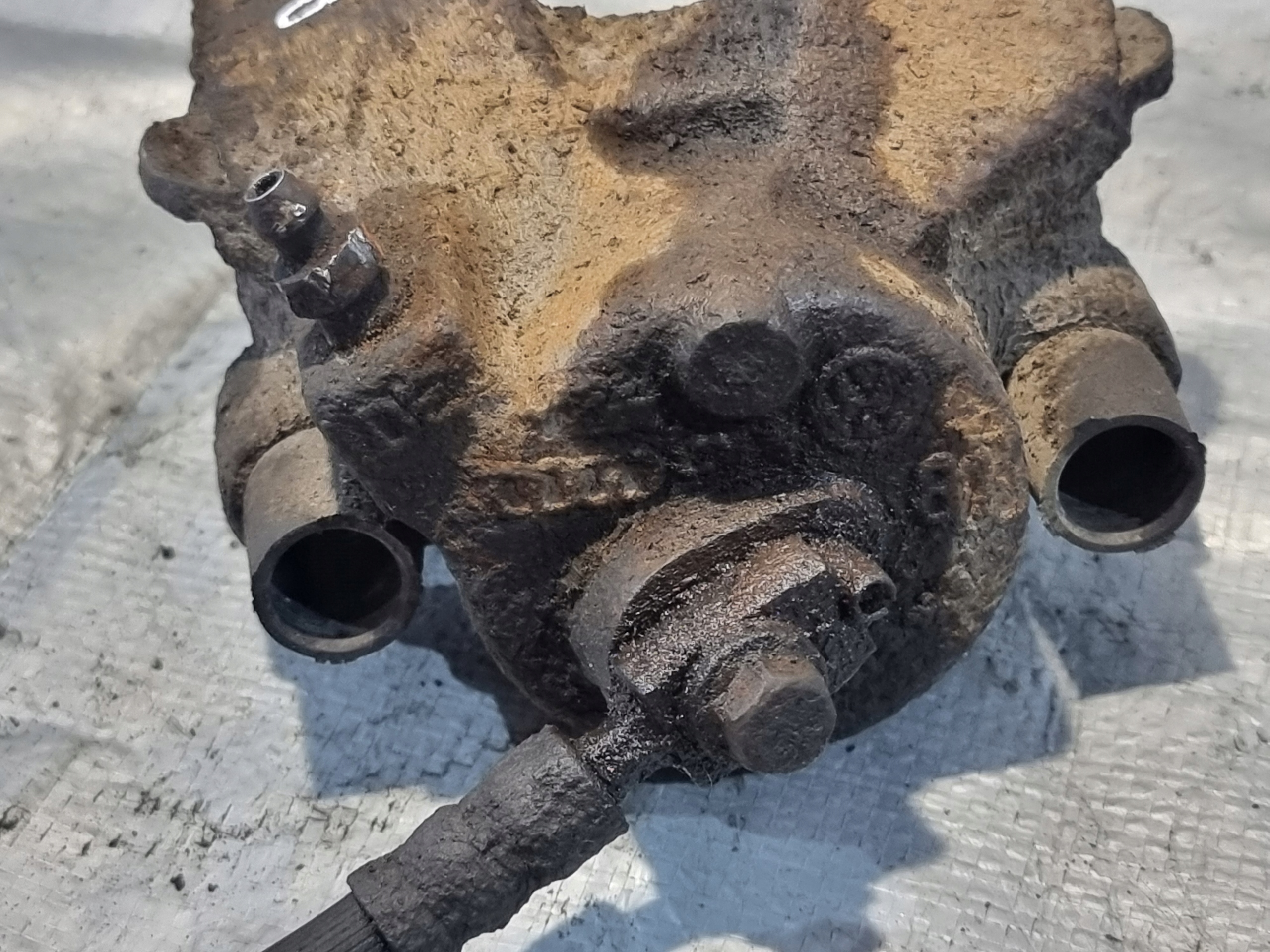 caliper brake left front VW GOLF IV 4 1.4B 98r