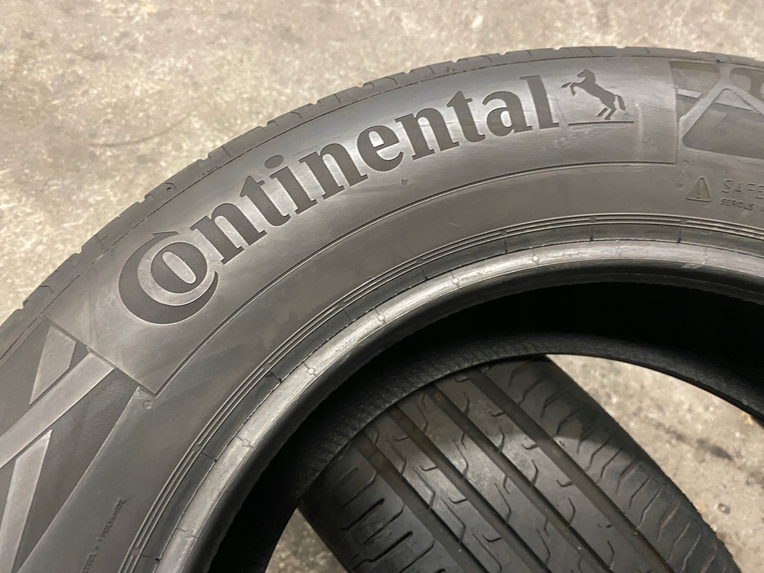 2 tyres summer 215/65R16 Continental EcoContact 6 6mm
