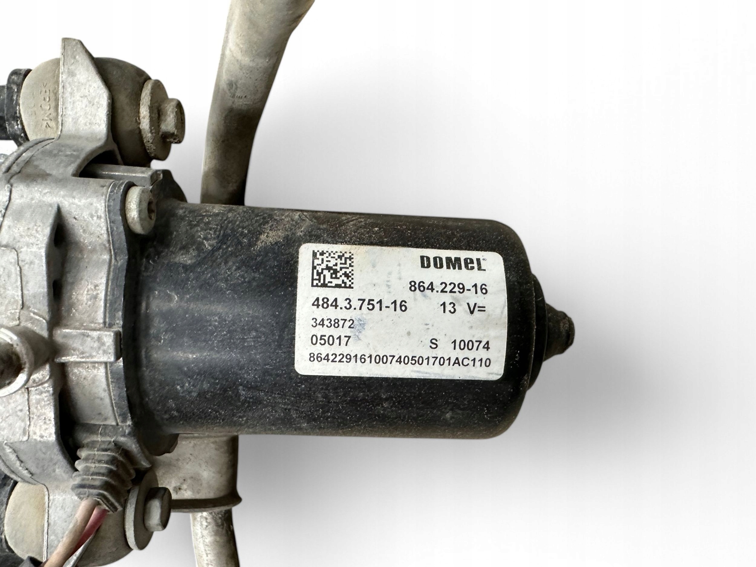 насос вакум Dodge DURANGO III P04581954AB