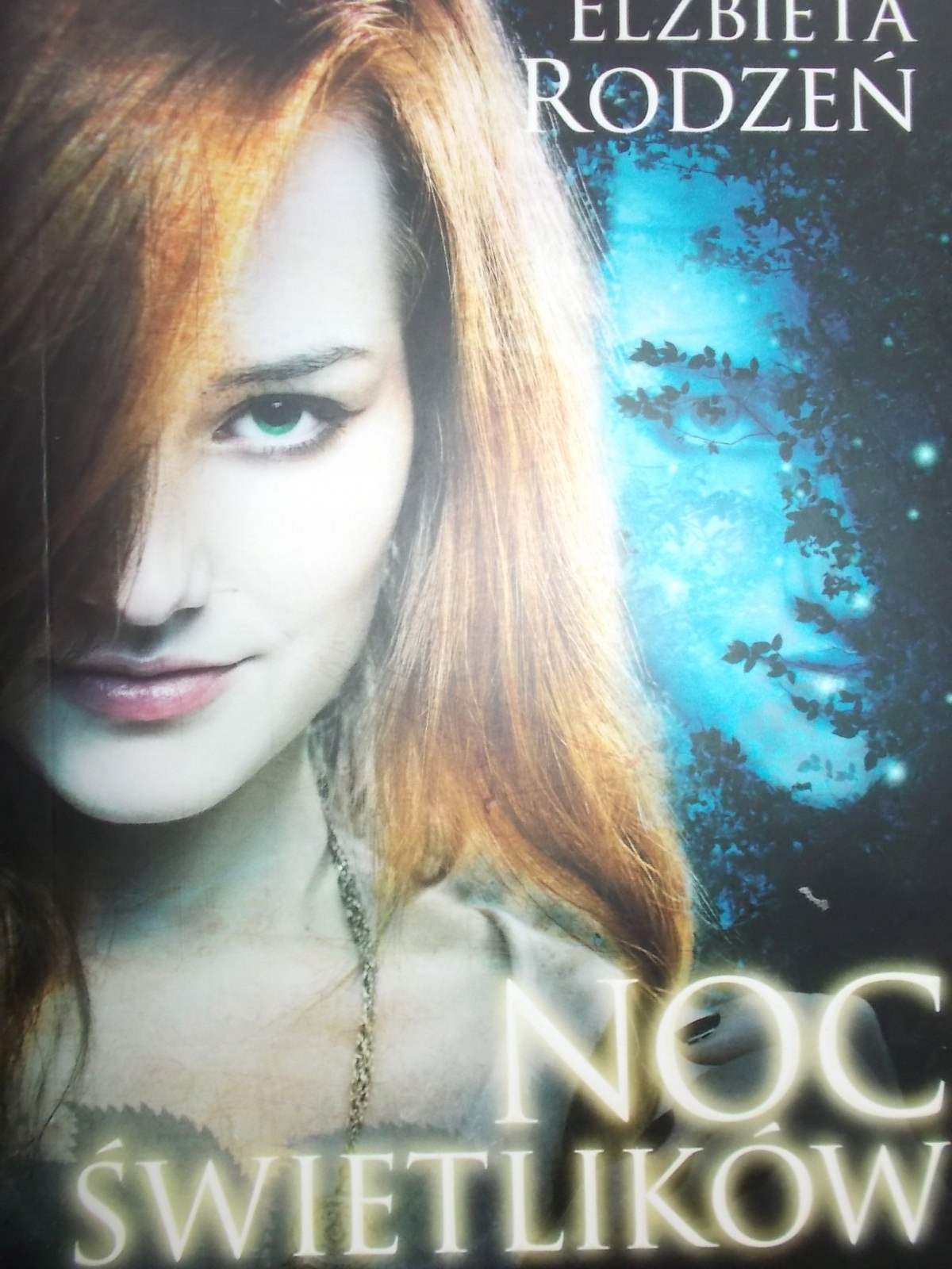 NOC ŚWIETLIKÓW RODZEŃ