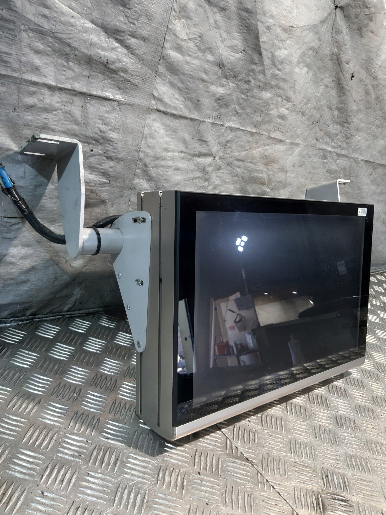 display INFORMACYJNY DVI SYSTEM LAWO ITS391A-30.0A-FL-CPC
