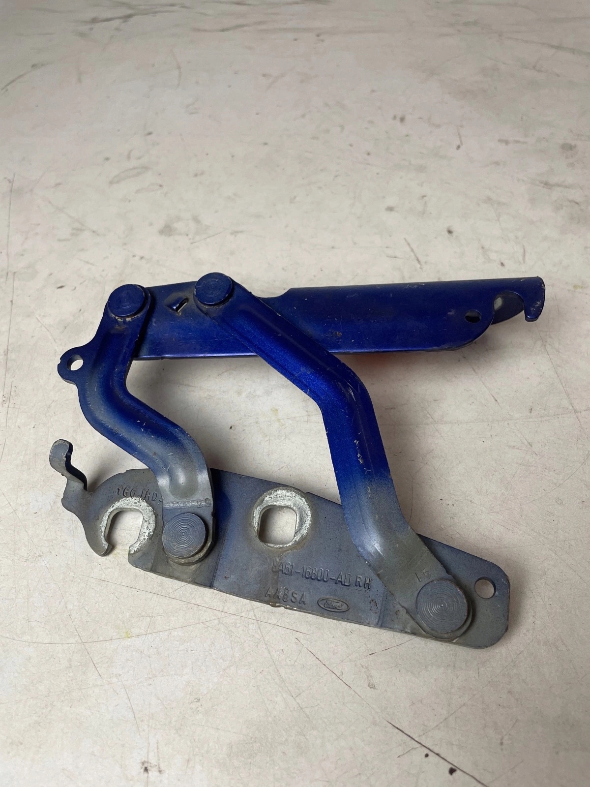 hinge bonnets front front right Ford Fiesta MK7