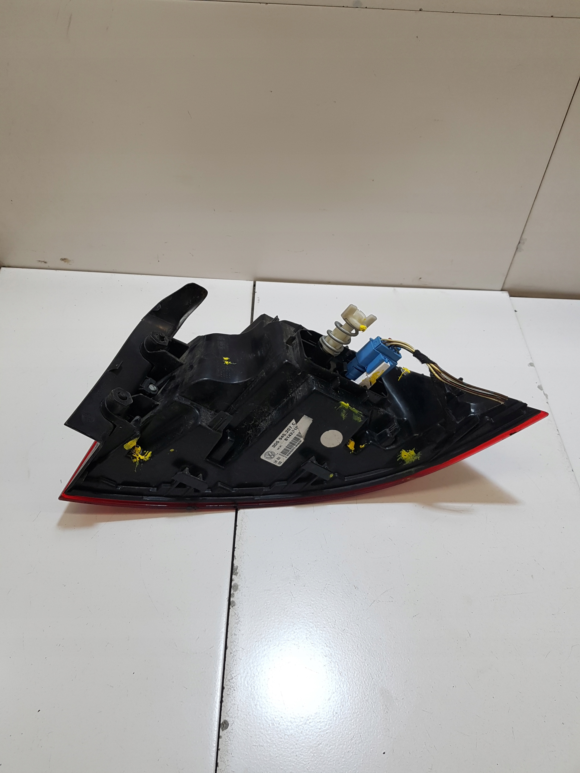 light left rear VOLKSWAGEN PASSAT B8 3G5945207C