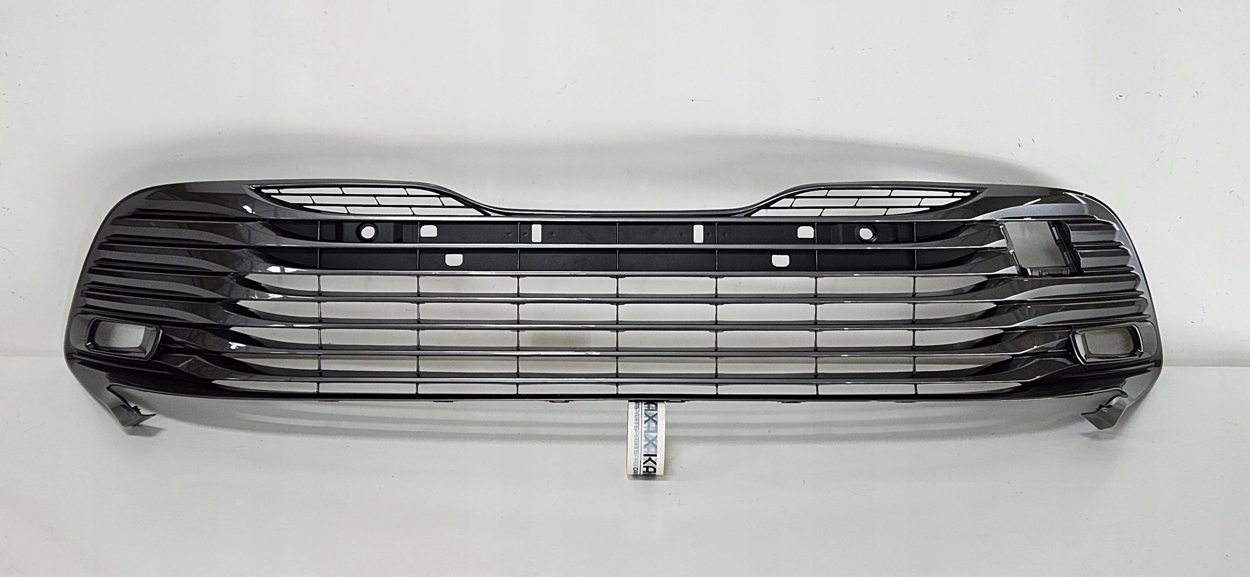 KRATKA ZDERZAKA ŚRODKOWA TOYOTA CAMRY 17-21 PDC