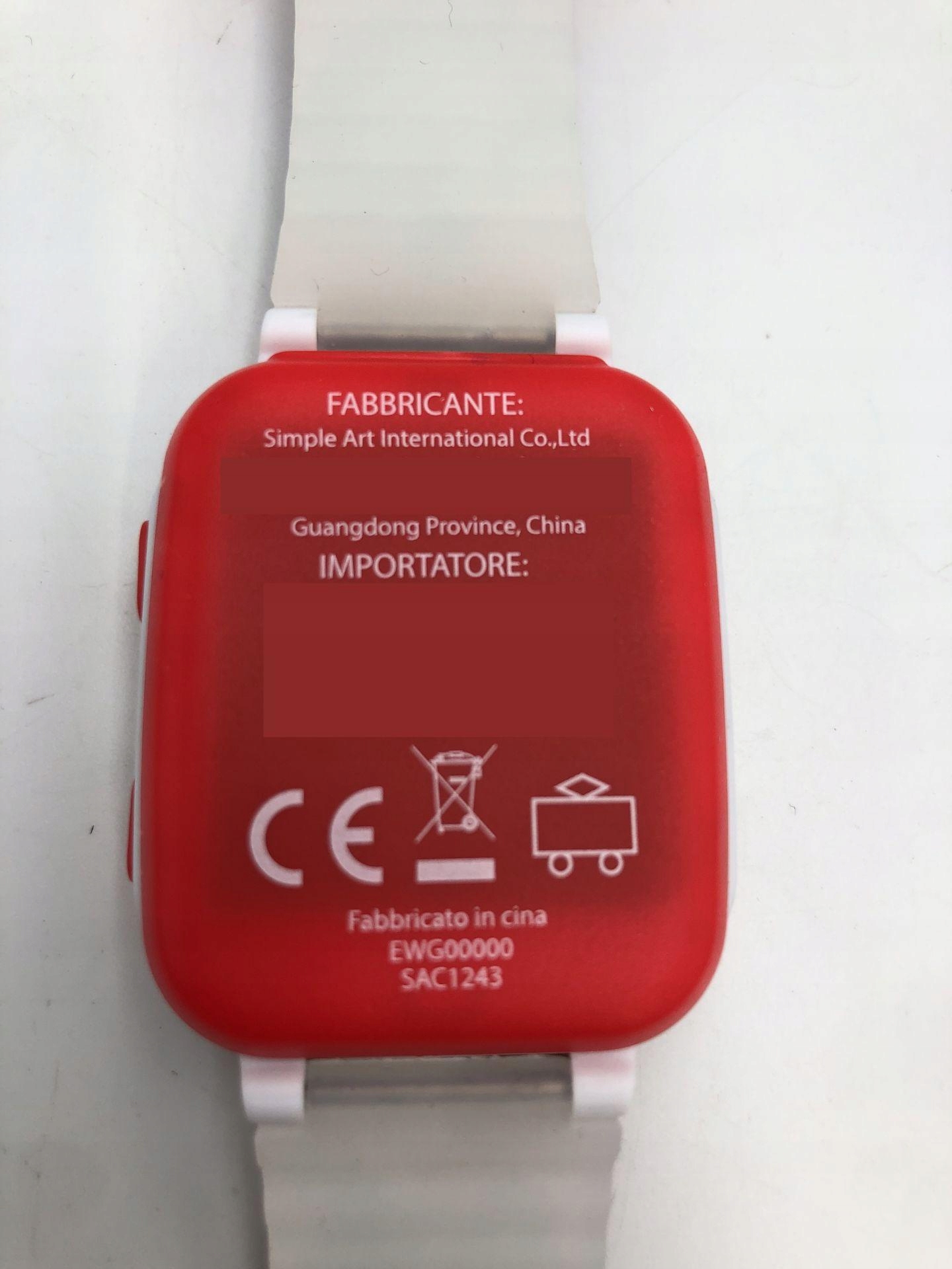 SMARTWATCH Z APARATEM GORMITI EWG00000 +4 L Kolor tarczy czerwony