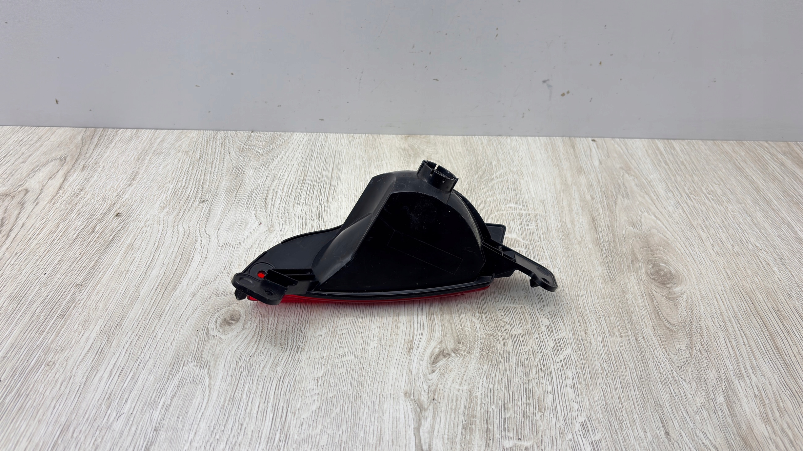JAGUAR E-PACE X540 left light light fog lights rear part PAK10/30NIK