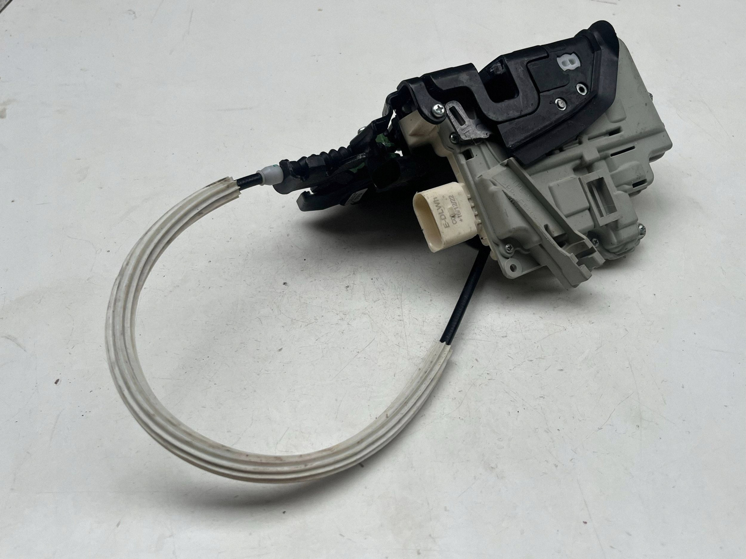 AUDI Q7 4M lock door left front DOCIAG 4M1837015F @M