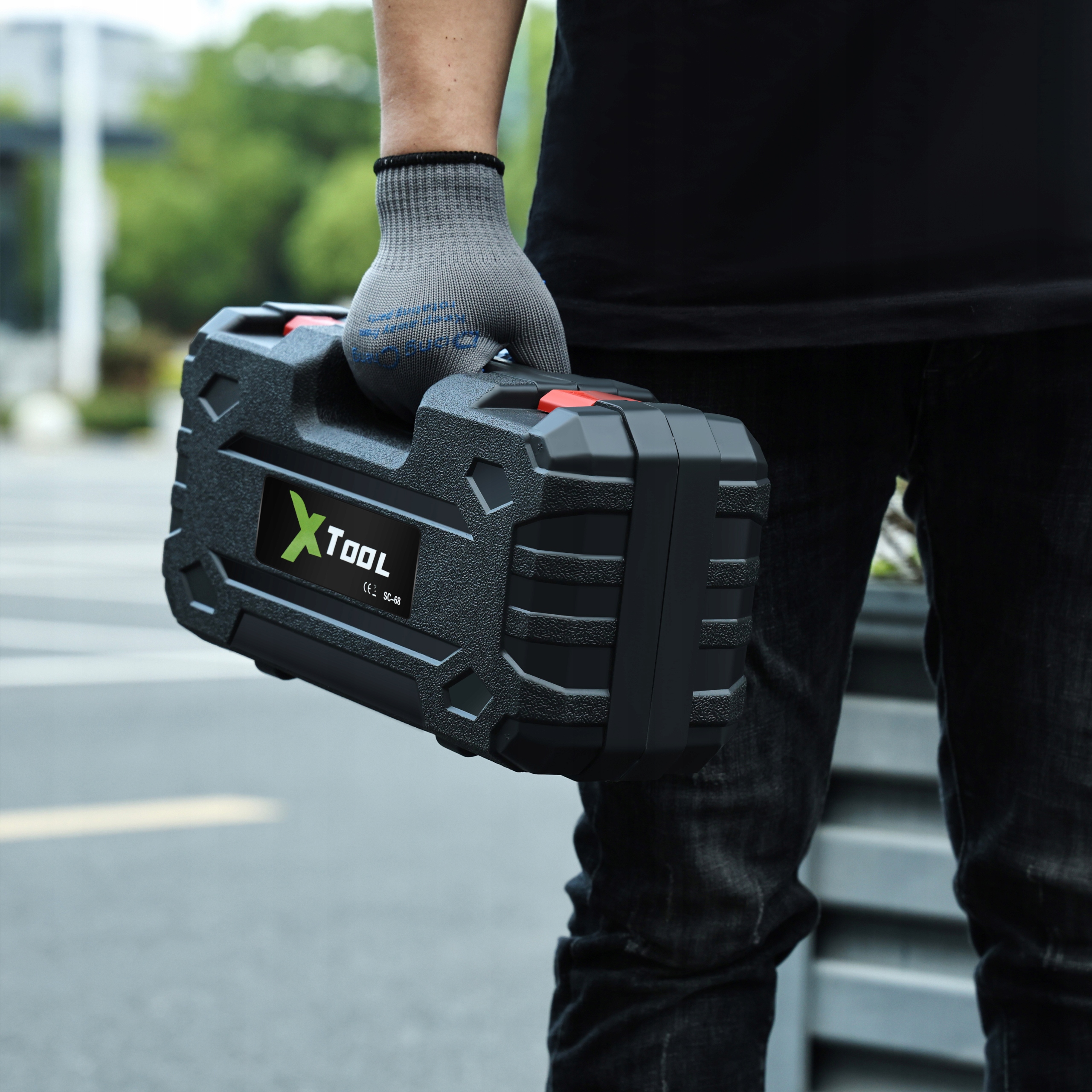 PIŁA AKUMULATOROWA ŁAŃCUCHOWA 6" BEZSZCZOTKOWA DO GAŁĘZI 2x AKU 3x ŁAŃCUCH Zasilanie akumulatorowe