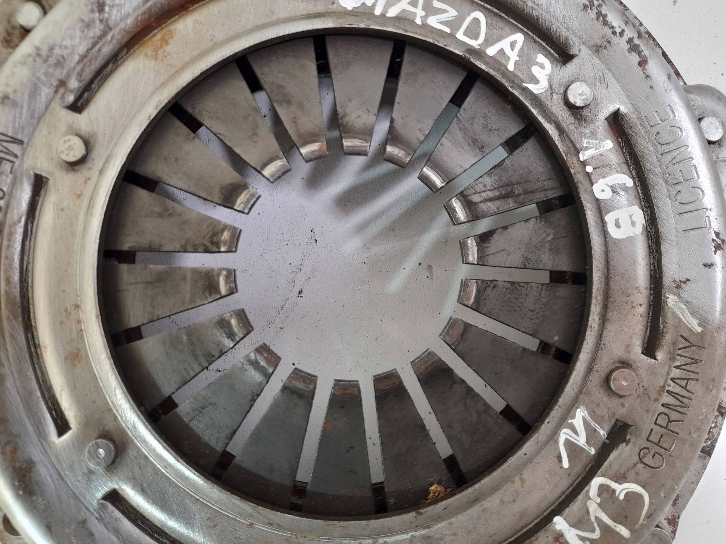 Mazda 3 BL 1,6B Bremsscheibe der Kupplung MF200 (MD)
