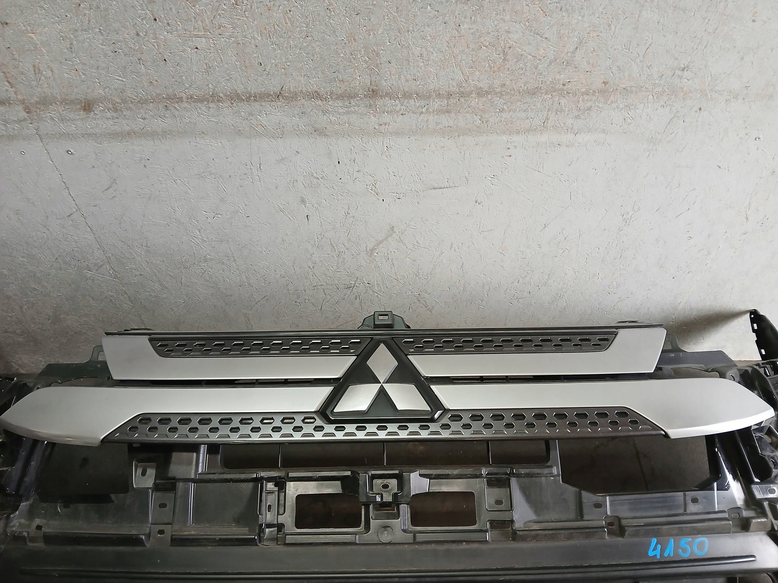 bumper front MITSUBISHI OUTLANDER III 3 LIFT 18