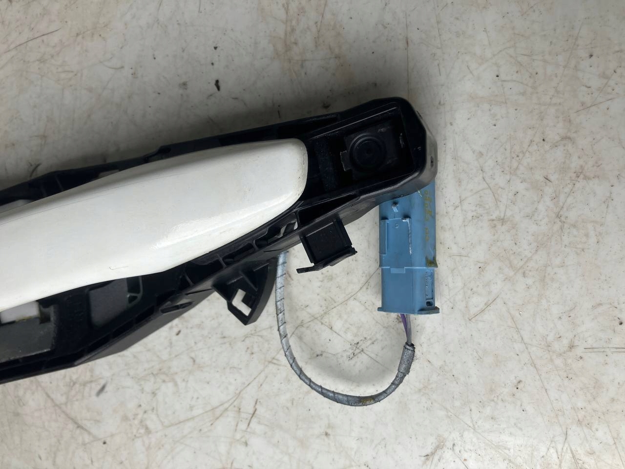handle door right front PEUGEOT 308 T9 EWP EWPB BIALA PERLA KEYLESS #27