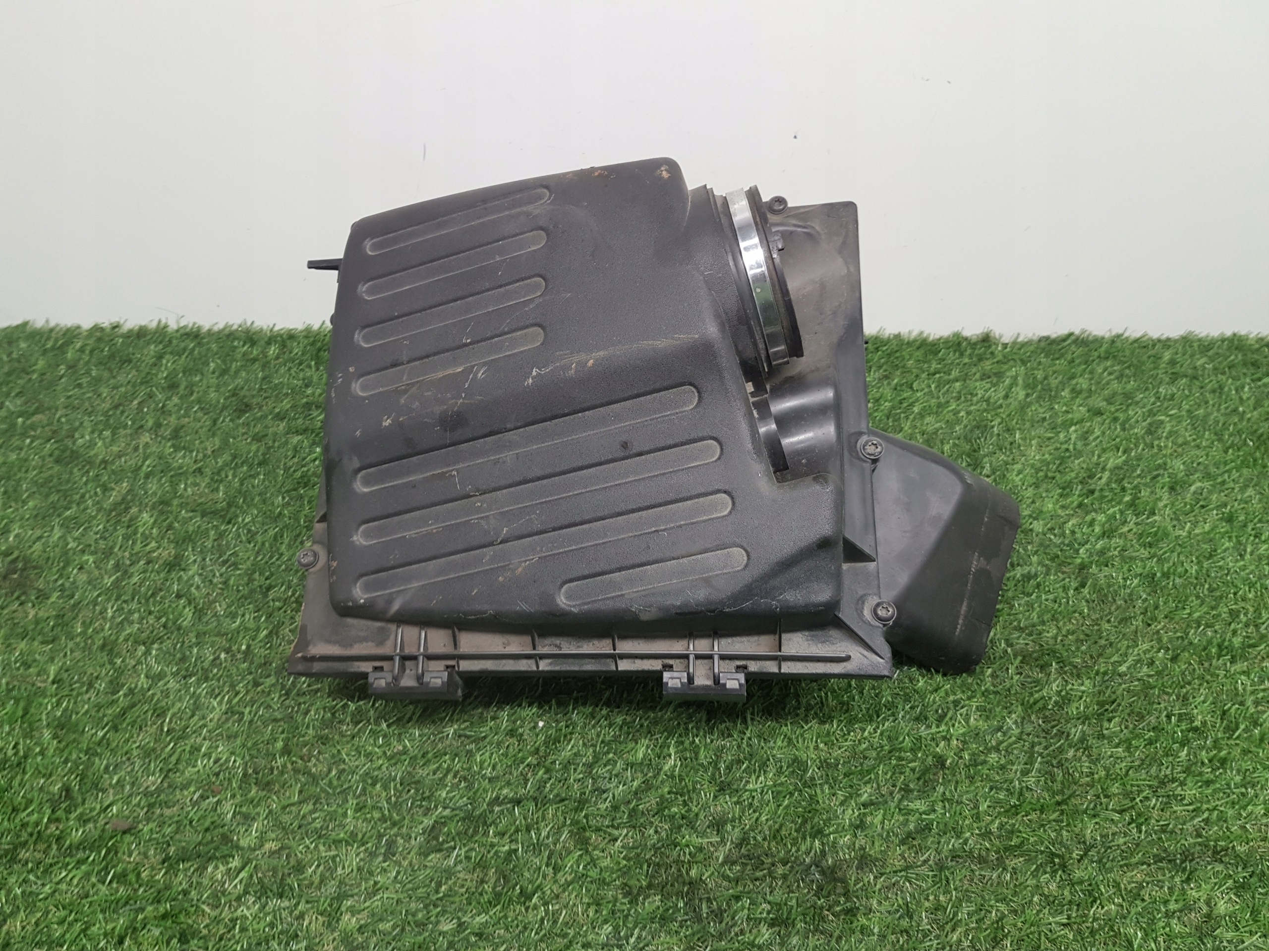 air filter housing OPEL INSIGNIA