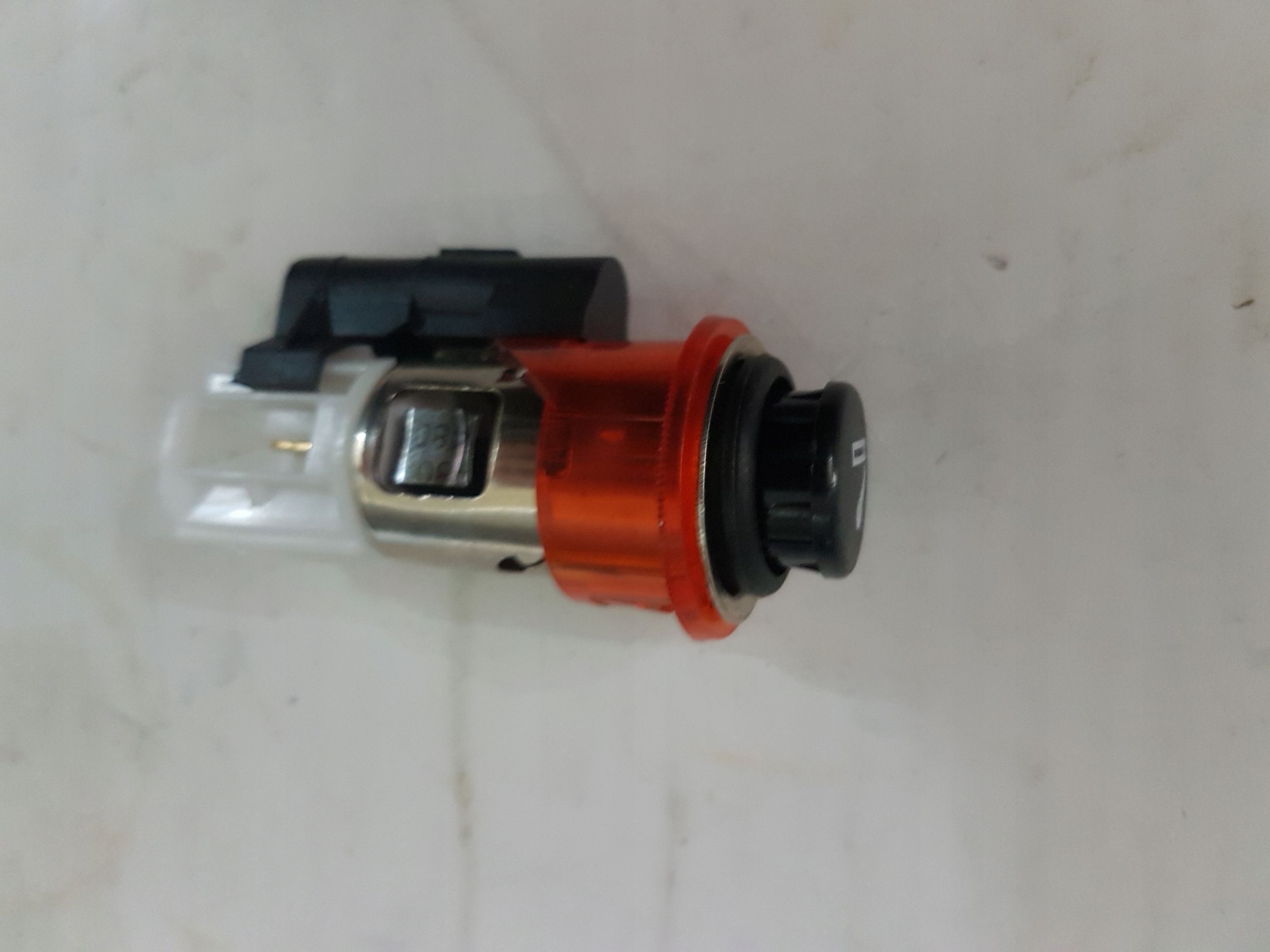 

Zapalniczka Gniazdo Vw Lt Transporter T3 T4 T5 T6