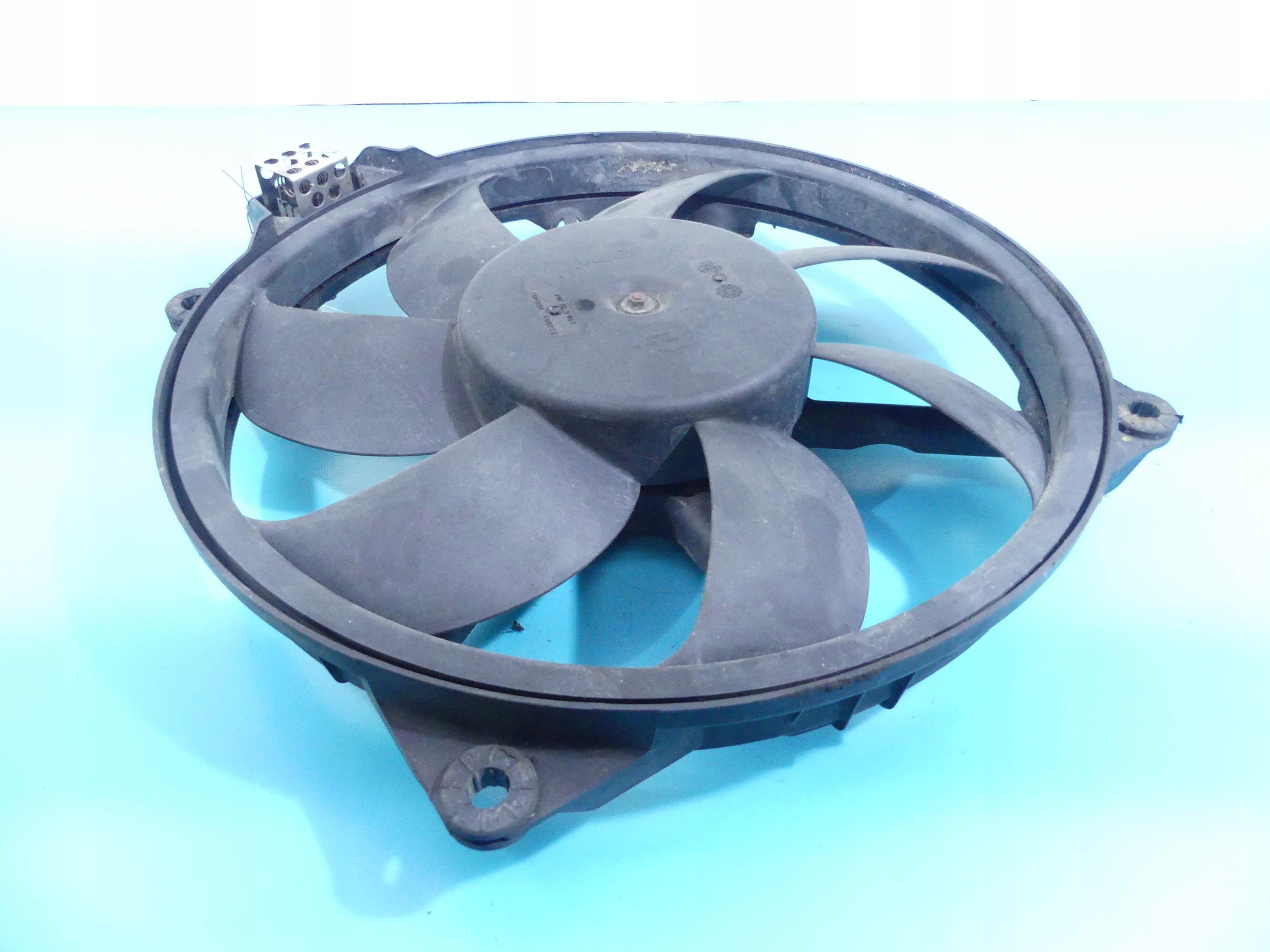 WENTYLATOR CHŁODNICY RENAULT SCENIC III 1.5 DCI