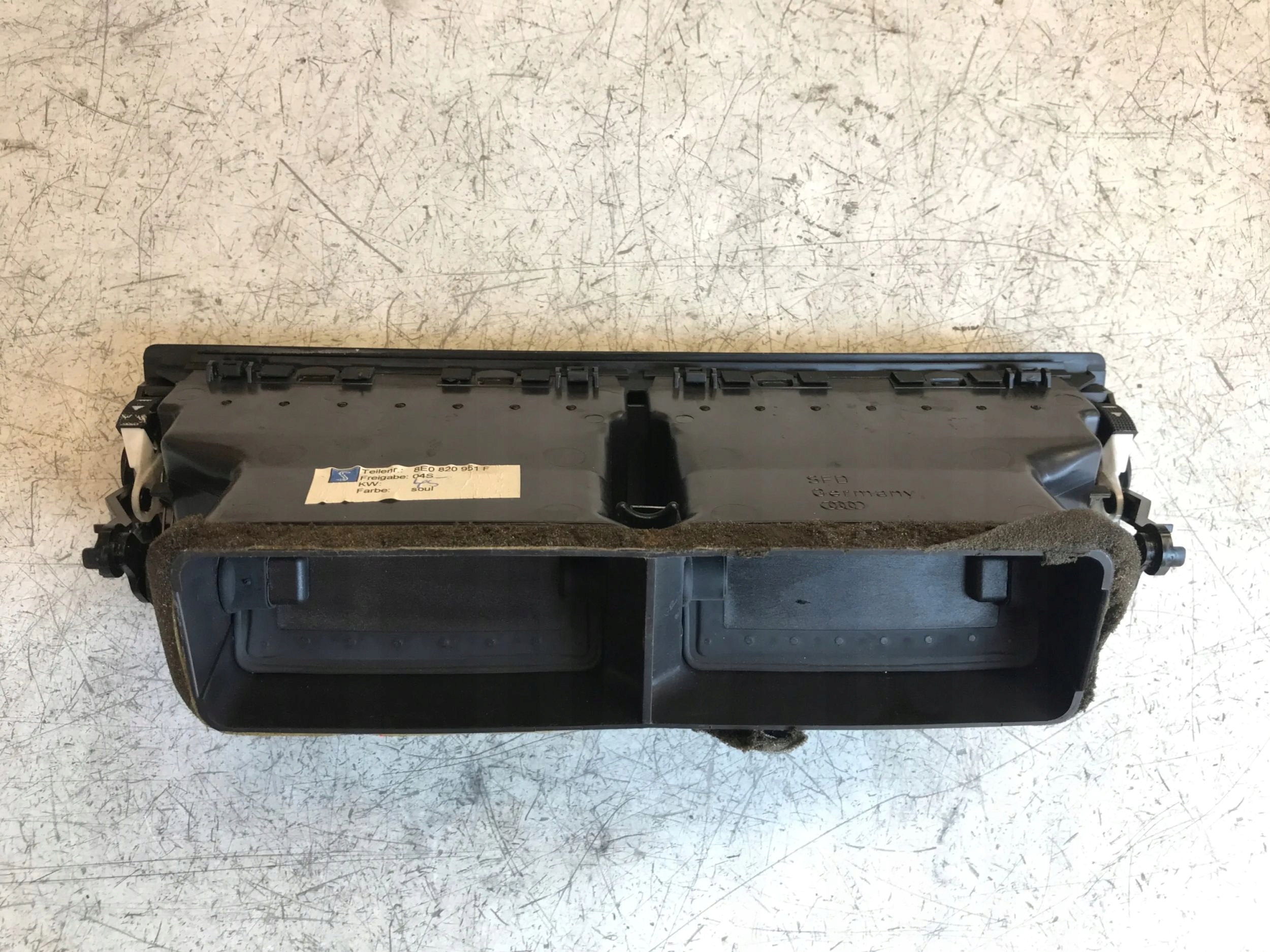 grid air conditioning devices central AUDI A4 B6 8E0820951F