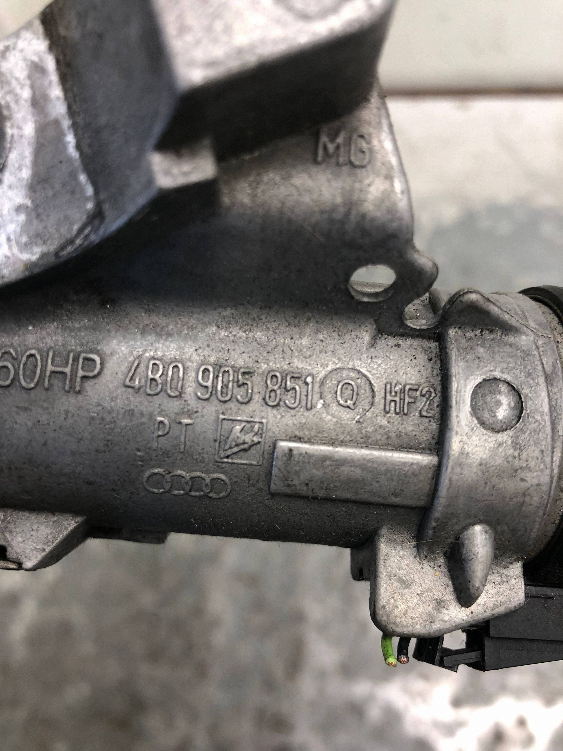 ignition + key VW POLO IV LIFT 4B0905851Q