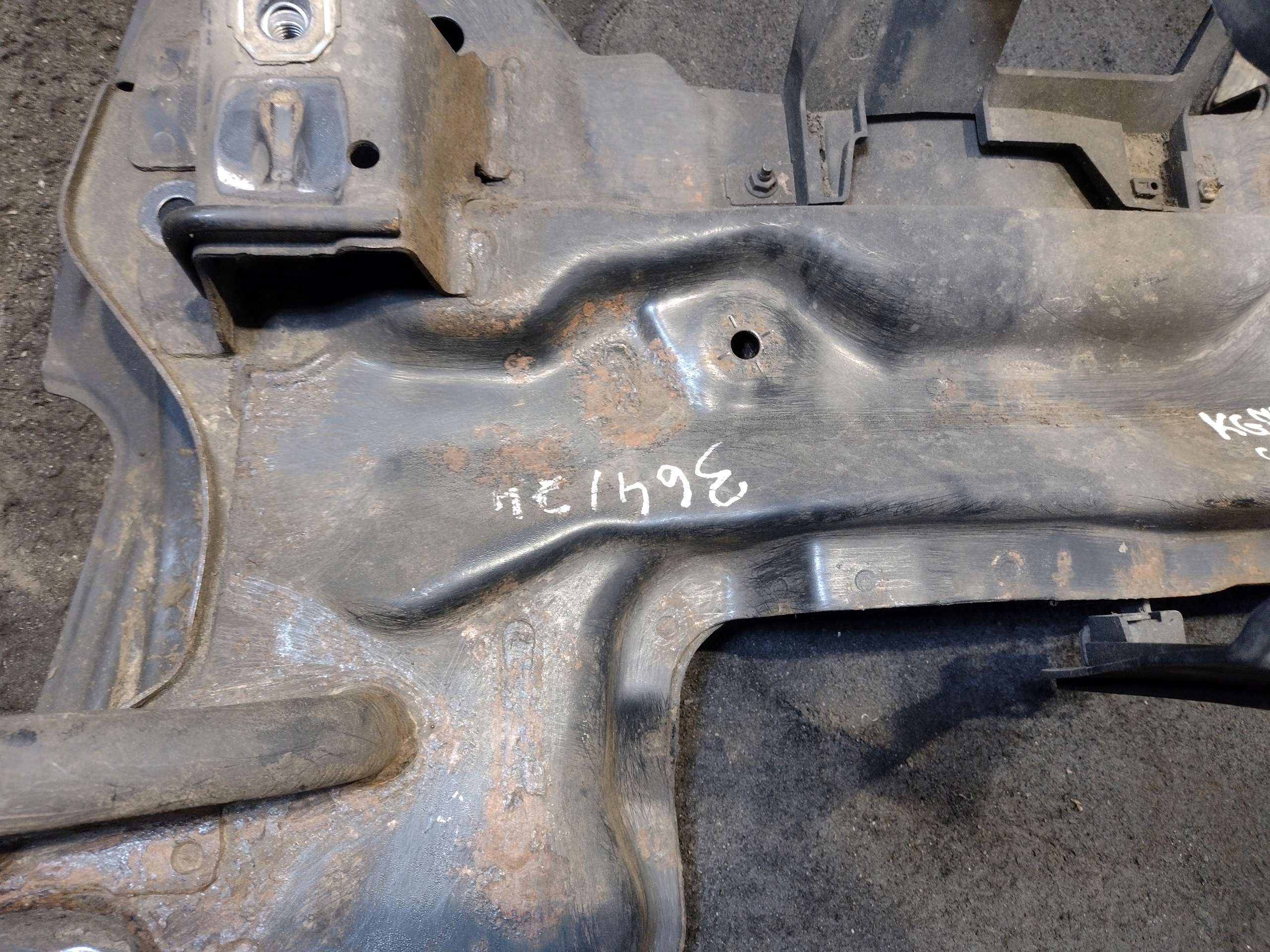subframe axle beam front Citroen C-elysee II 2 1,6 Blue HDI