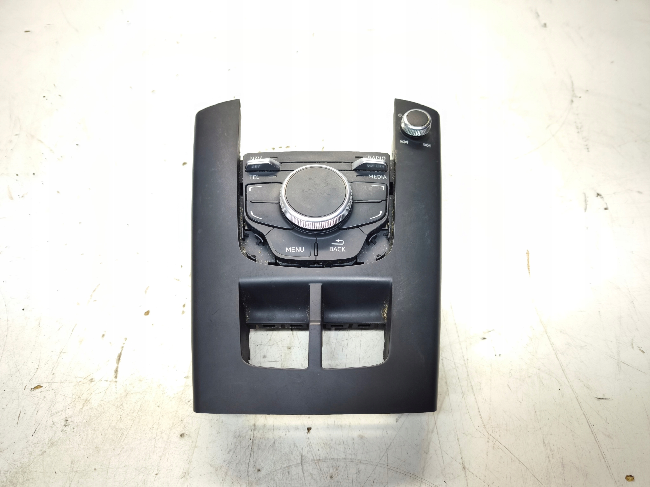 control panel RADIEM MMI AUDI A3 8V 8V0919614P