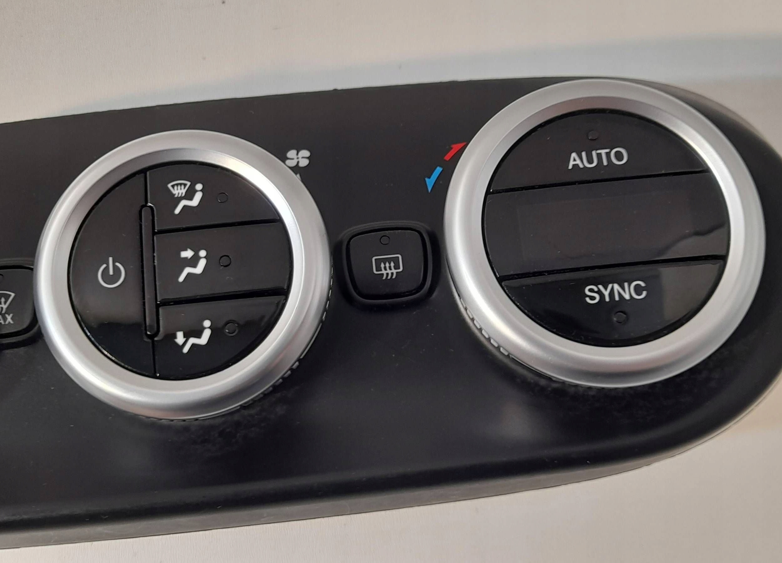 Fiat 500X Unite commande clima 735717831 (P25)