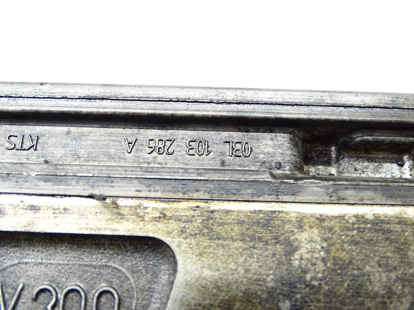 head. complete VW AUDI 2.0 TDI CFG 03L103373J 03L103286A