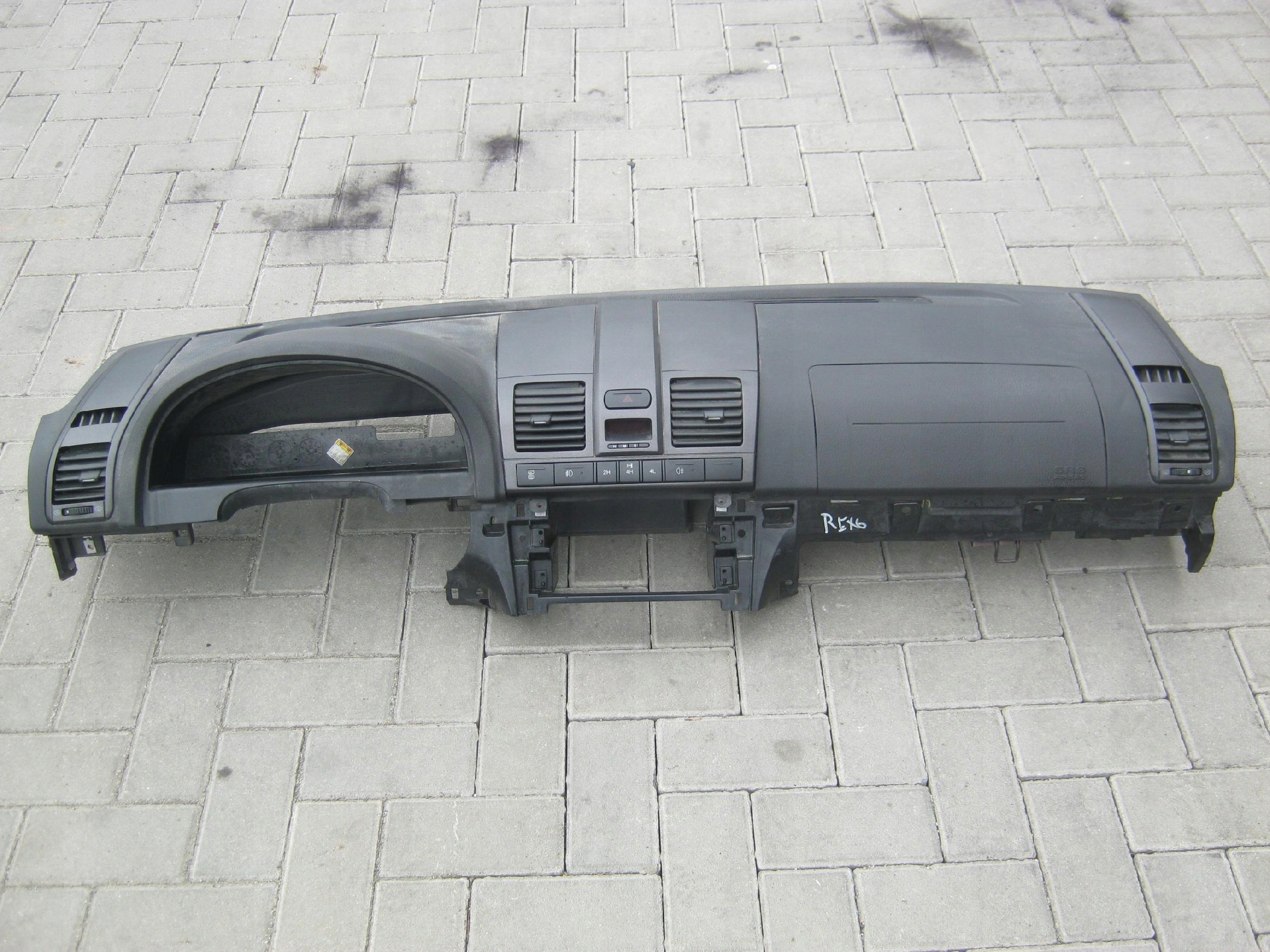 dashboard instrument panel BUFET SSANGYONG REXTON 01-06r