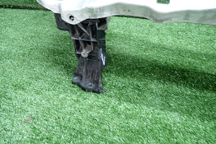 MERCEDES W213 213 E-KLASA support panel for radiators front A2136206300