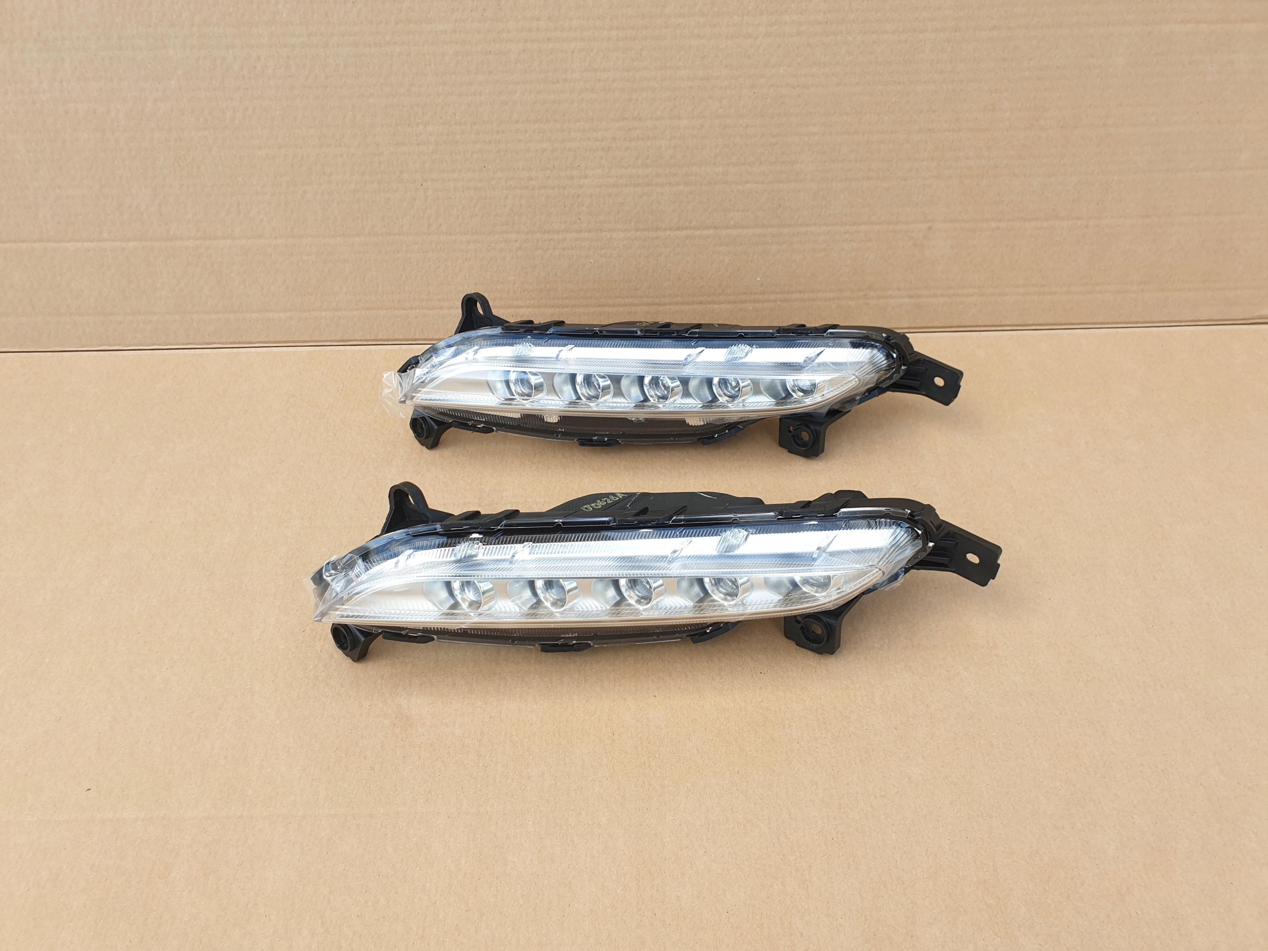 HYUNDAI TUCSON II 2 LED ГАЛОГЕННІ DRL ЛІВИЙ STR ORG