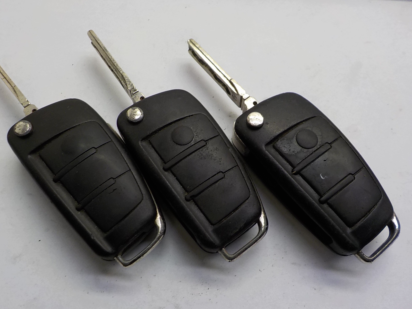 AUDI A4 B7 Clé PILOT 433 MHZ