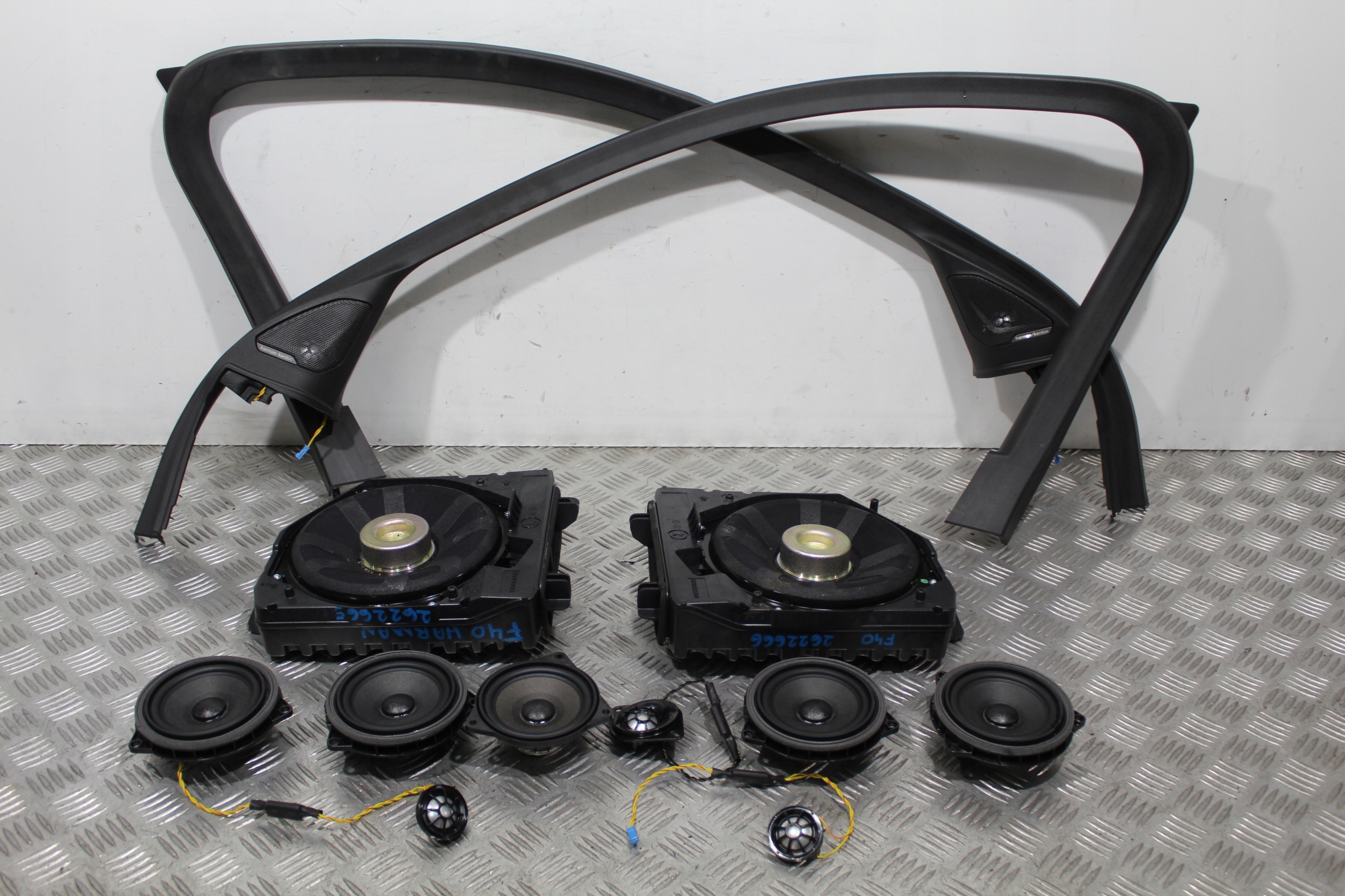 Комплект динаміків HARMAN Kardon BMW 1 M1 F40