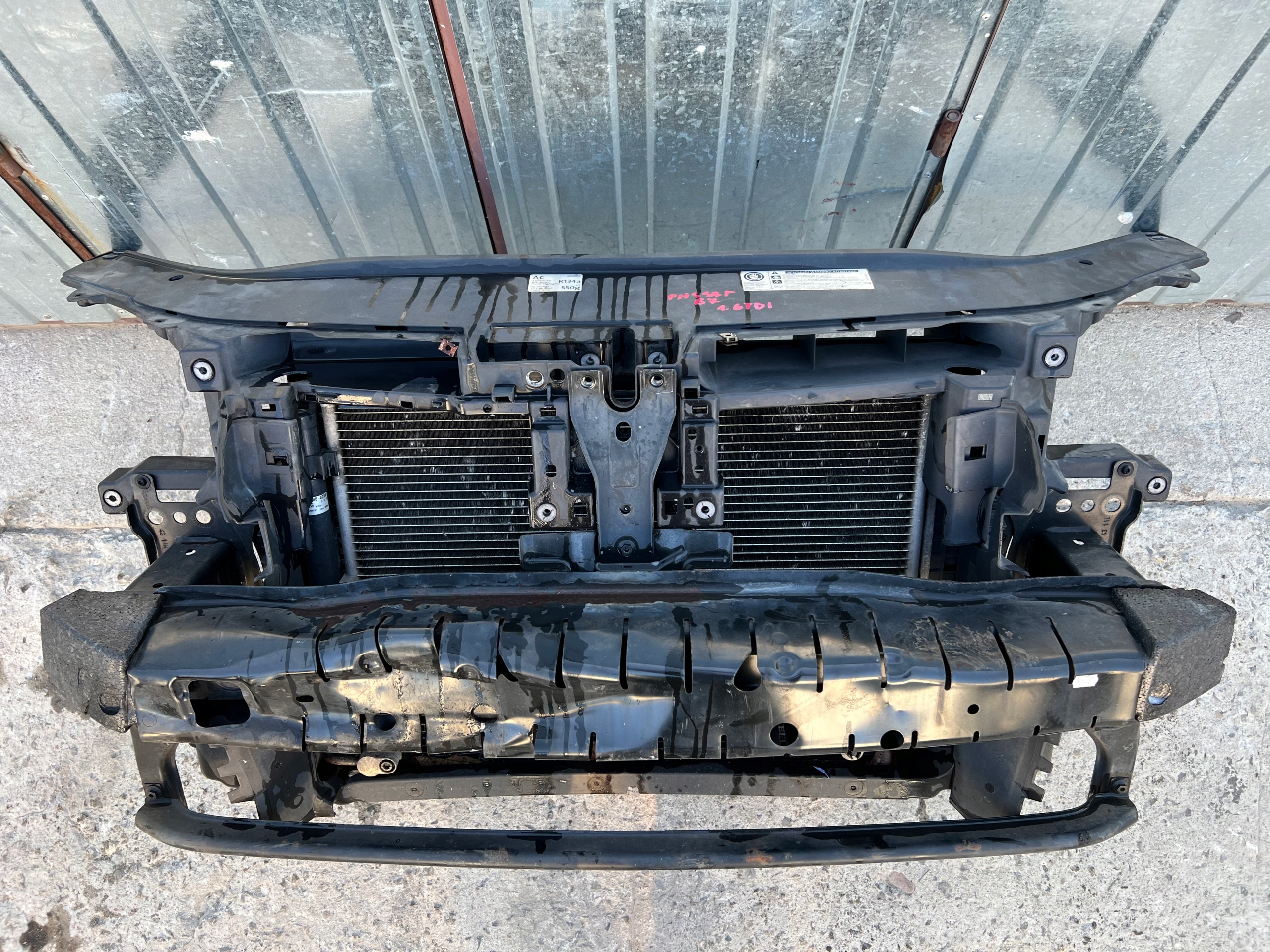 PAS PRZEDNI WZMOCNIENIE VW PASSAT B7 1.6 2.0 TDI