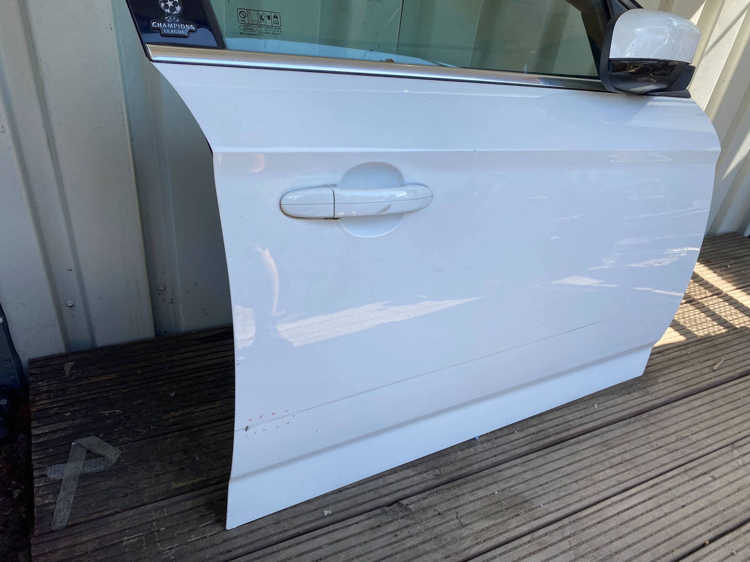 FORD MONDEO MK4 LIFT complete door right front front F6 BIALY