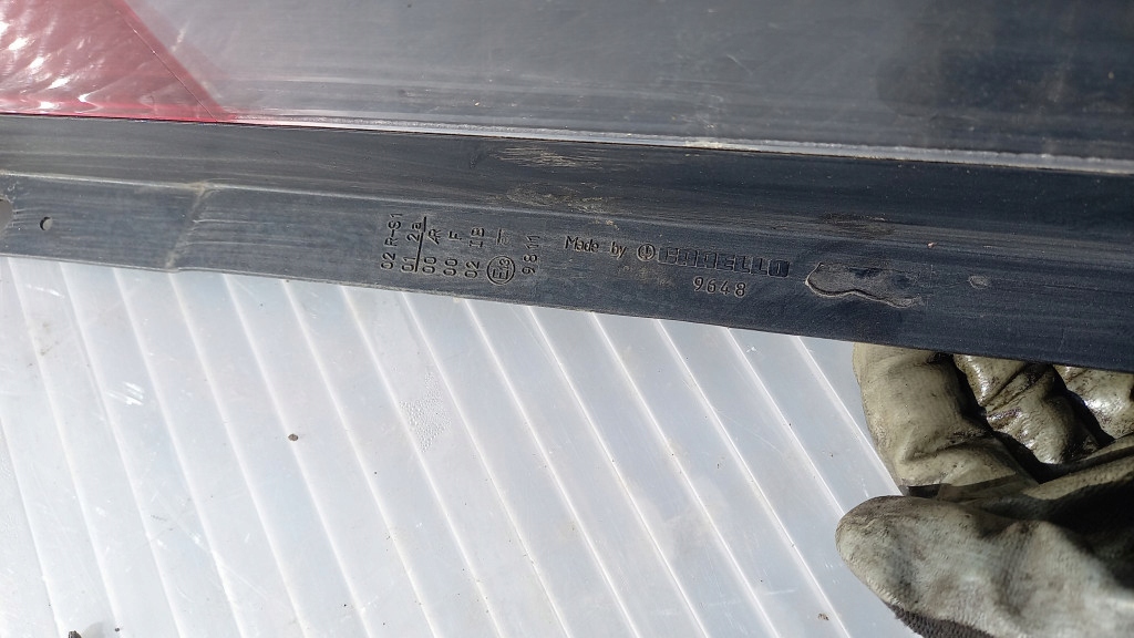 фонарь правый FIAT Doblo I 1.9d 01R