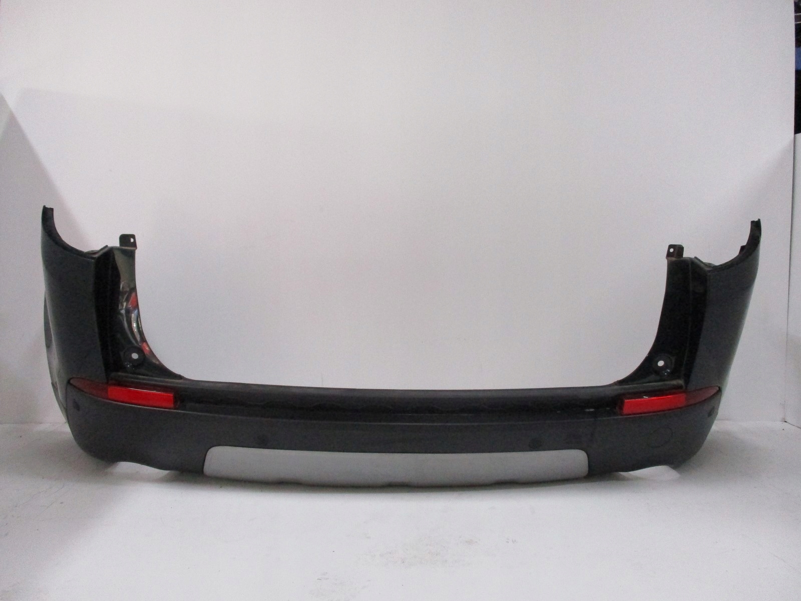 bumper rear part RANGE ROVER EVOQUE 4 PDC 18R rear