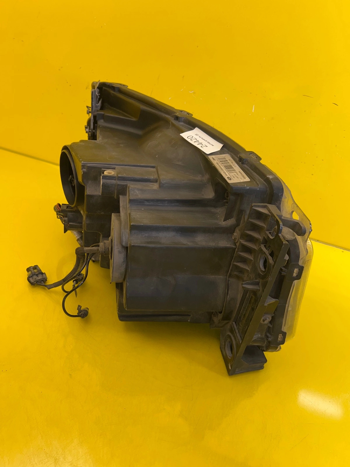 light left Land Rover Discovery IV 4 lens AH22-13W030-BB
