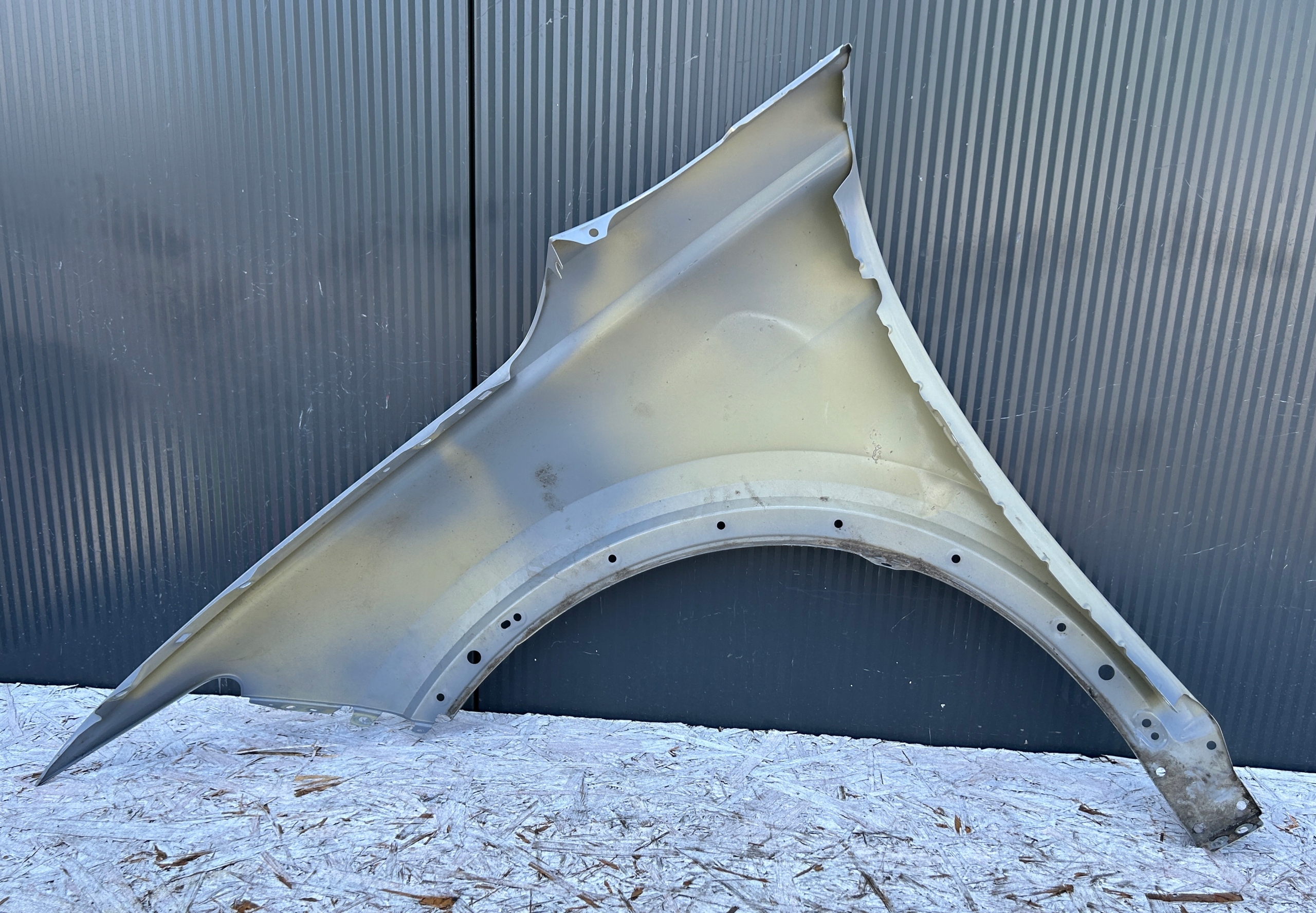 fender right front front AUDI Q4 E-TRON 89A