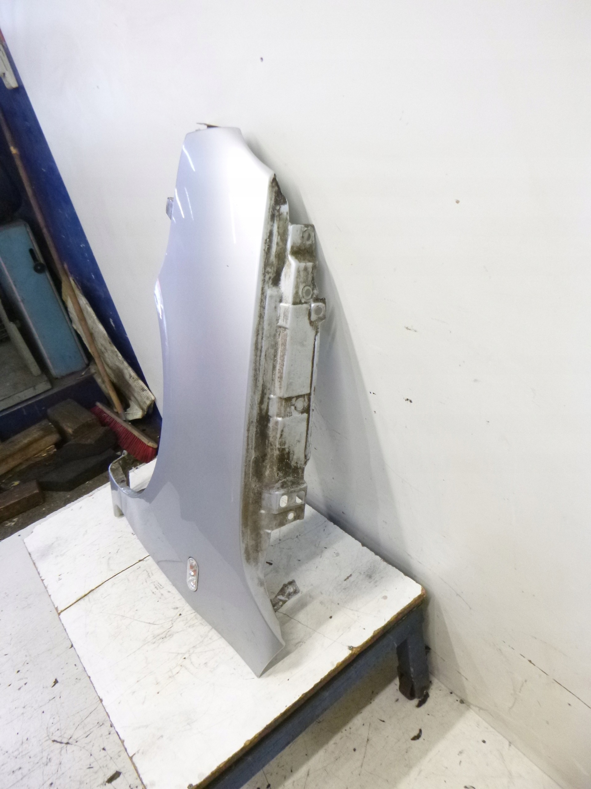 fender front left VW Lupo 3L LA7W srebny original 1998–2005