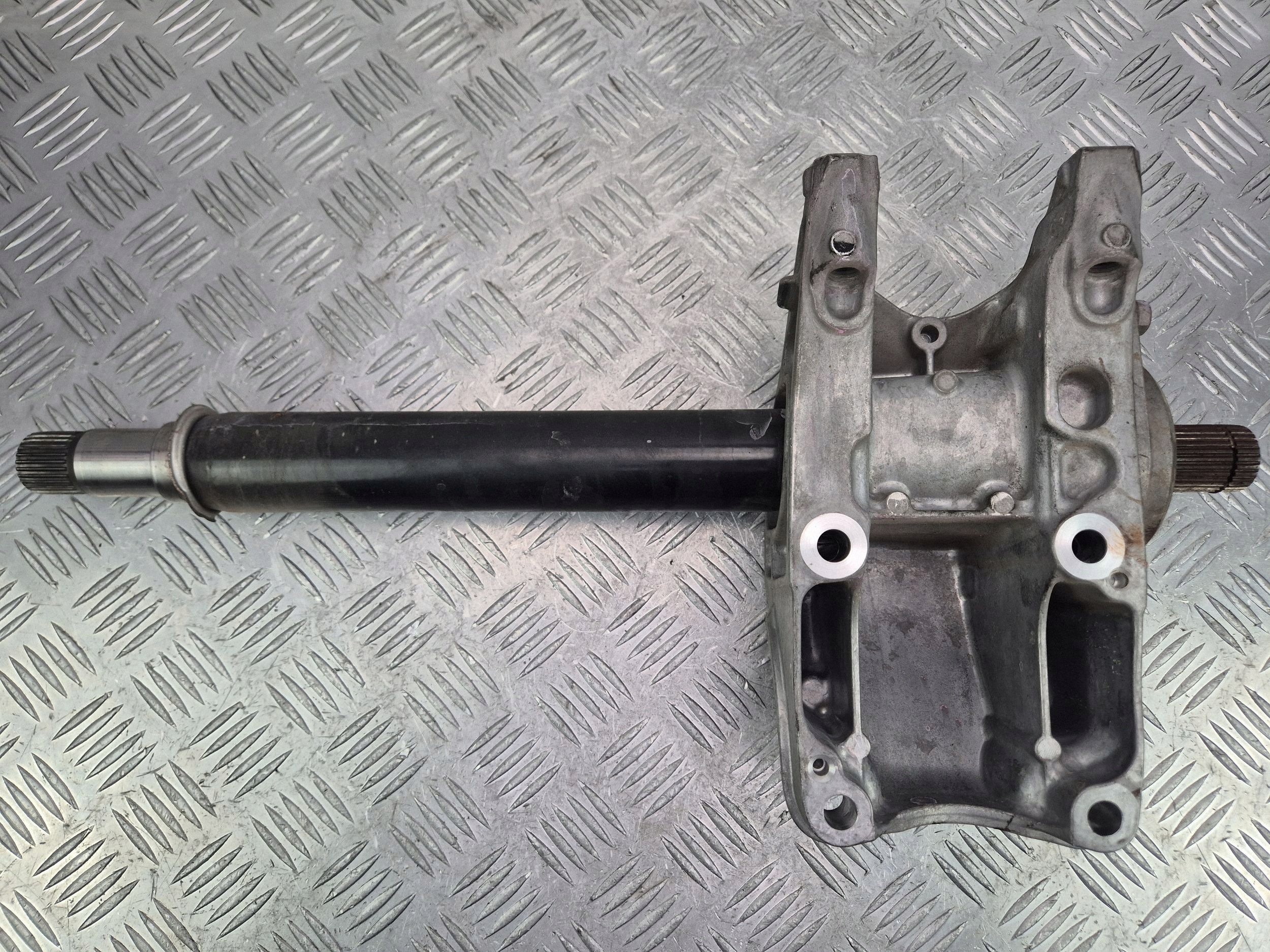 bracket lozyska podpory cams Mercedes CLA250 W117 A2702230138 M270.920