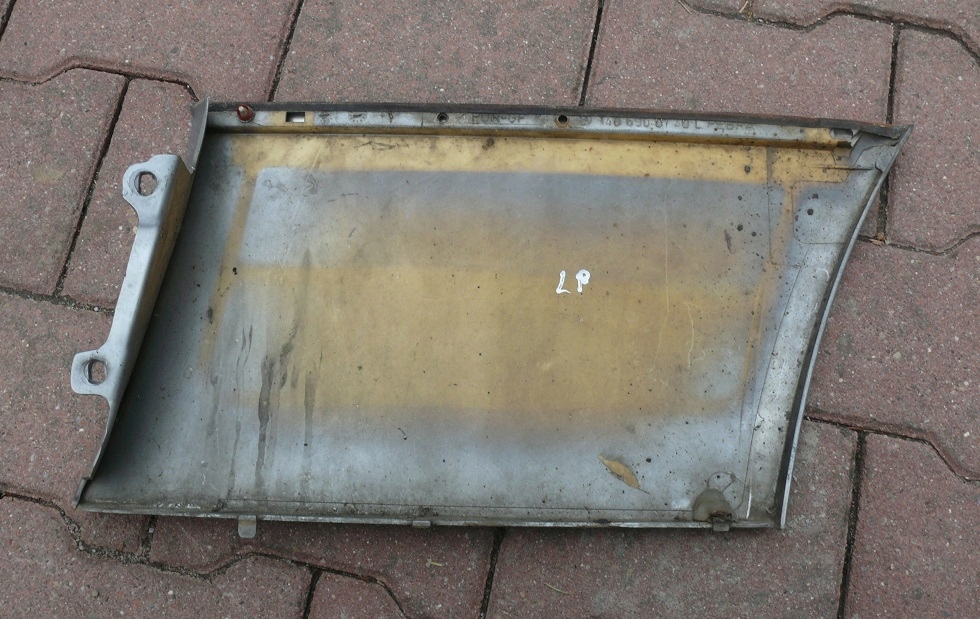 lišta DOL blatníku levý předek MERCEDES W140