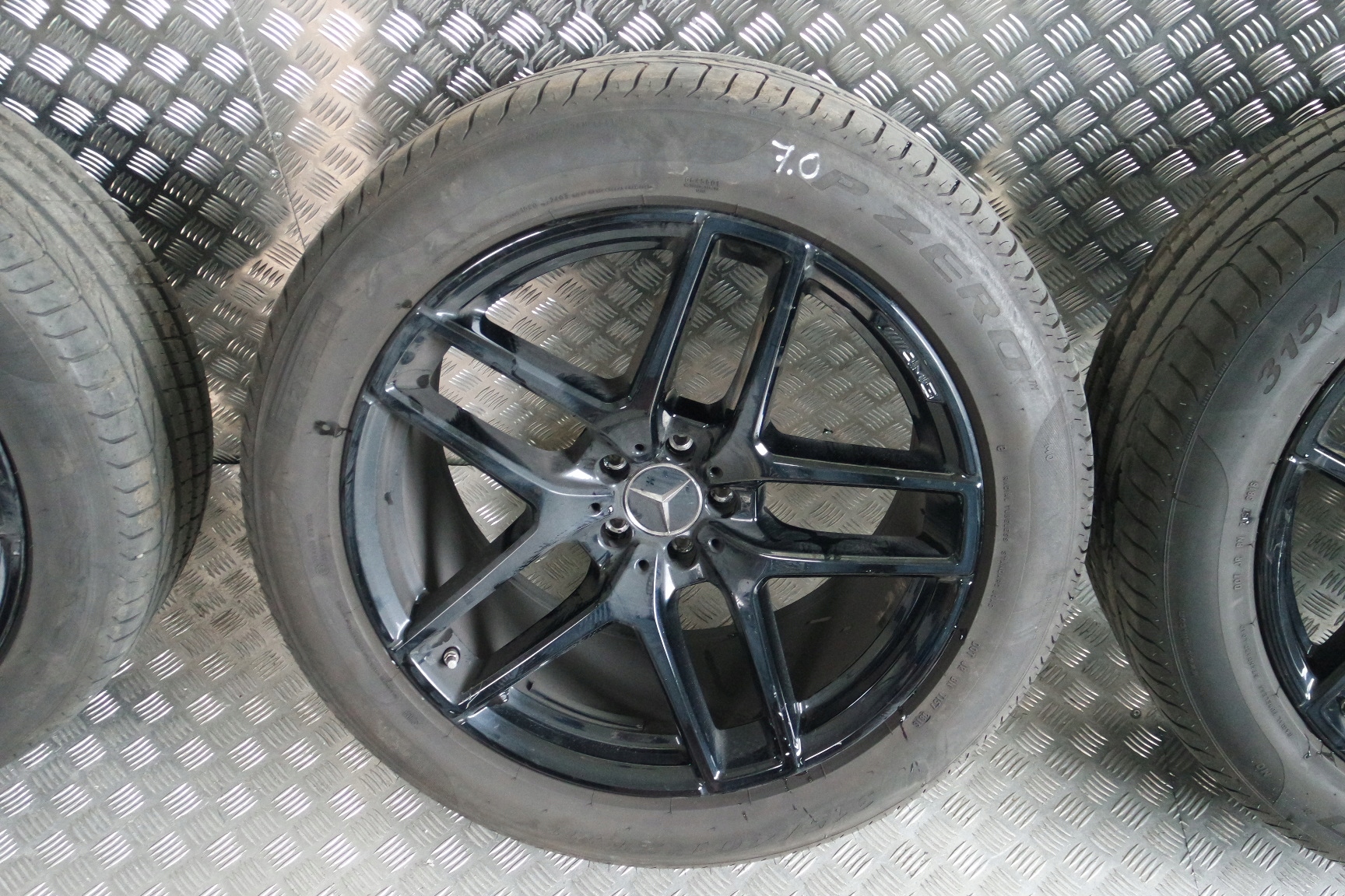 KOLA FELGI MERCEDES GLE 292 AMG 21' Y48 LATO Rodzaj felg Aluminiowe