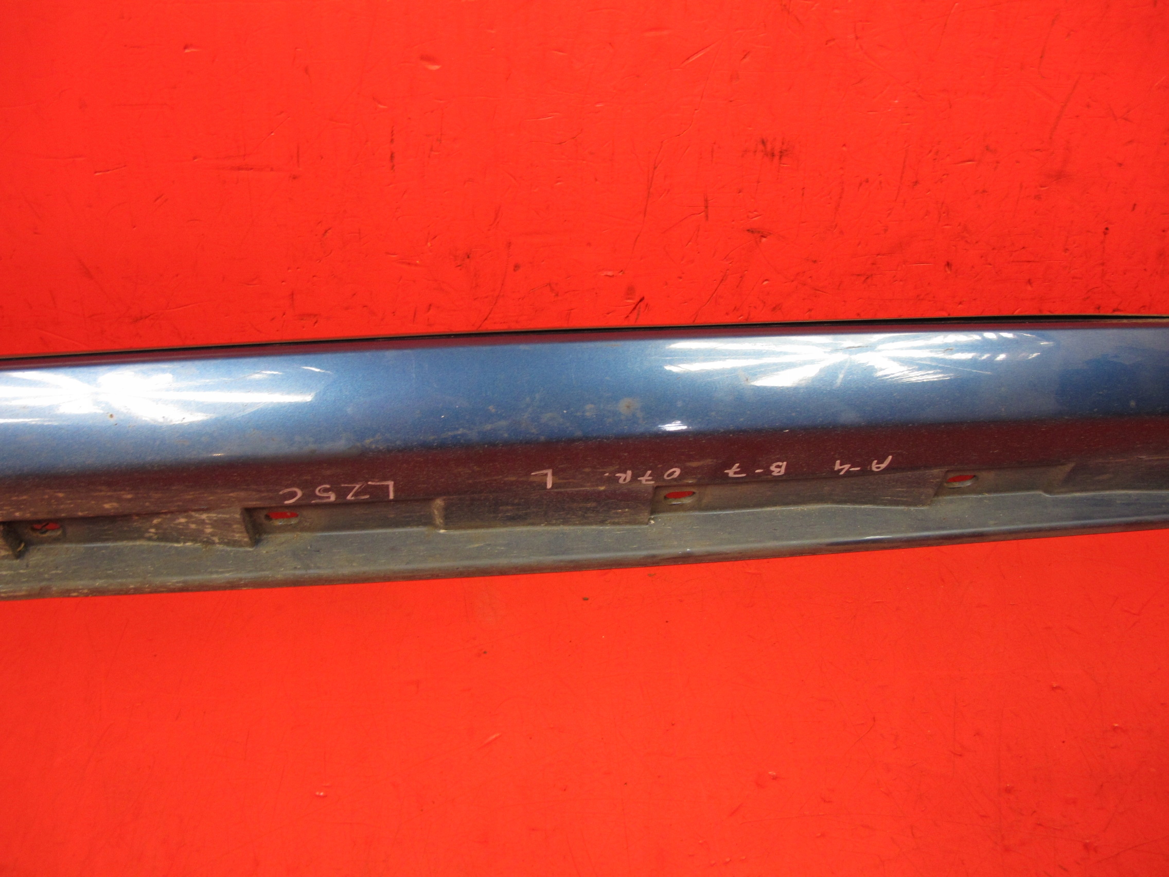 AUDI A4 B7 8E B6 moulding cap threshold left LZ5C