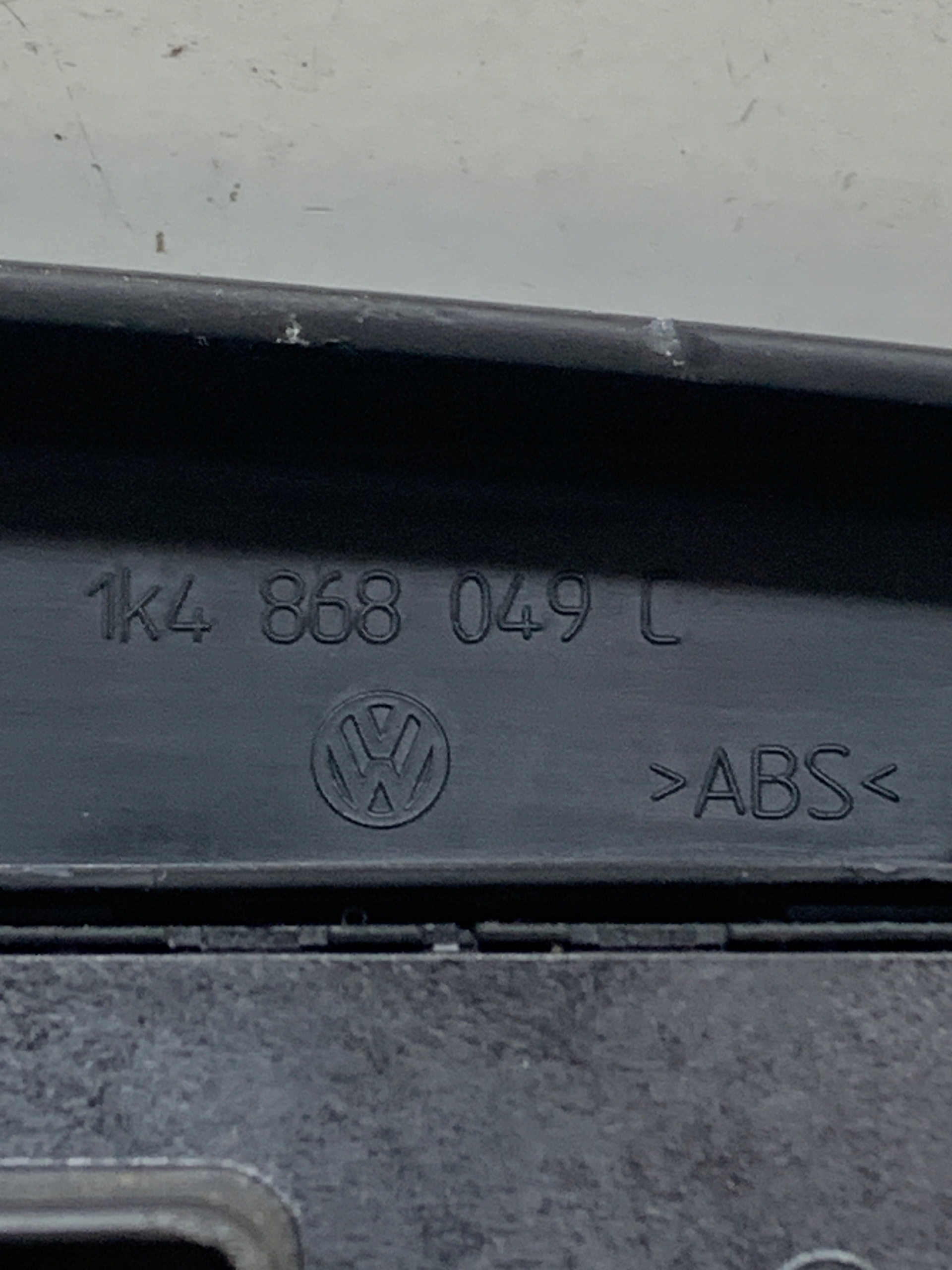 Bouton PANEL Vitre 1K4868049C VW GOLF VI KOMBI