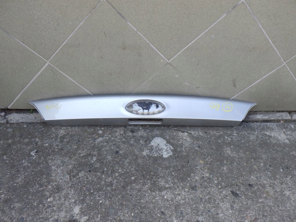FORD FOCUS MK3 III HB 10- cap bonnet moulding
