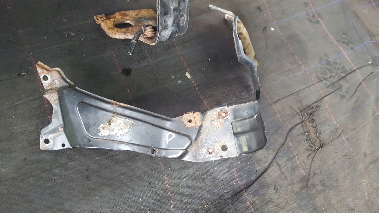 support panel for radiators pillar Mercedes W203 CL