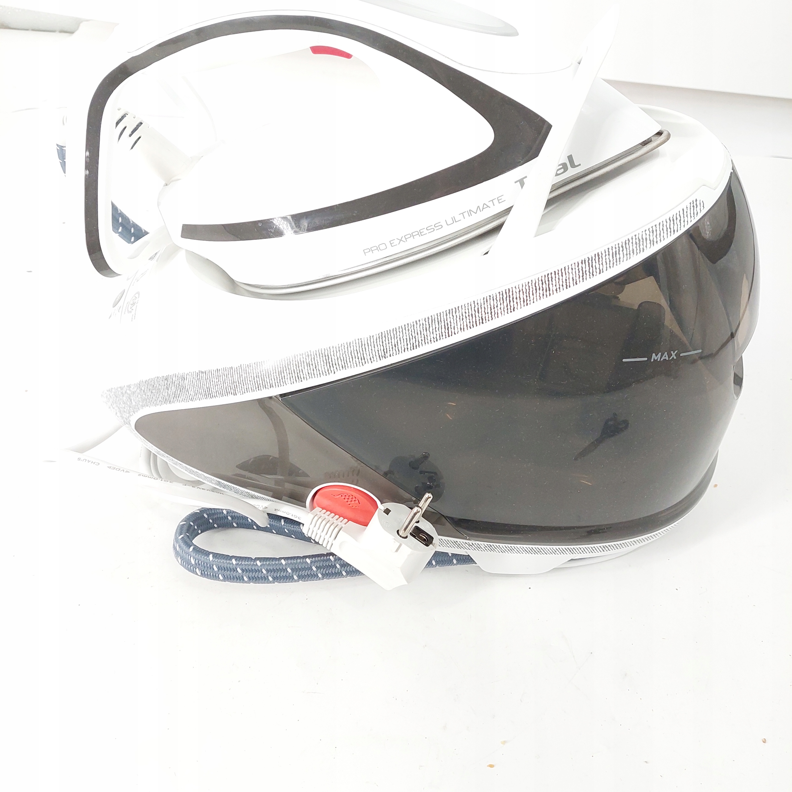 Żelazko ze stacją parową Marka Tefal