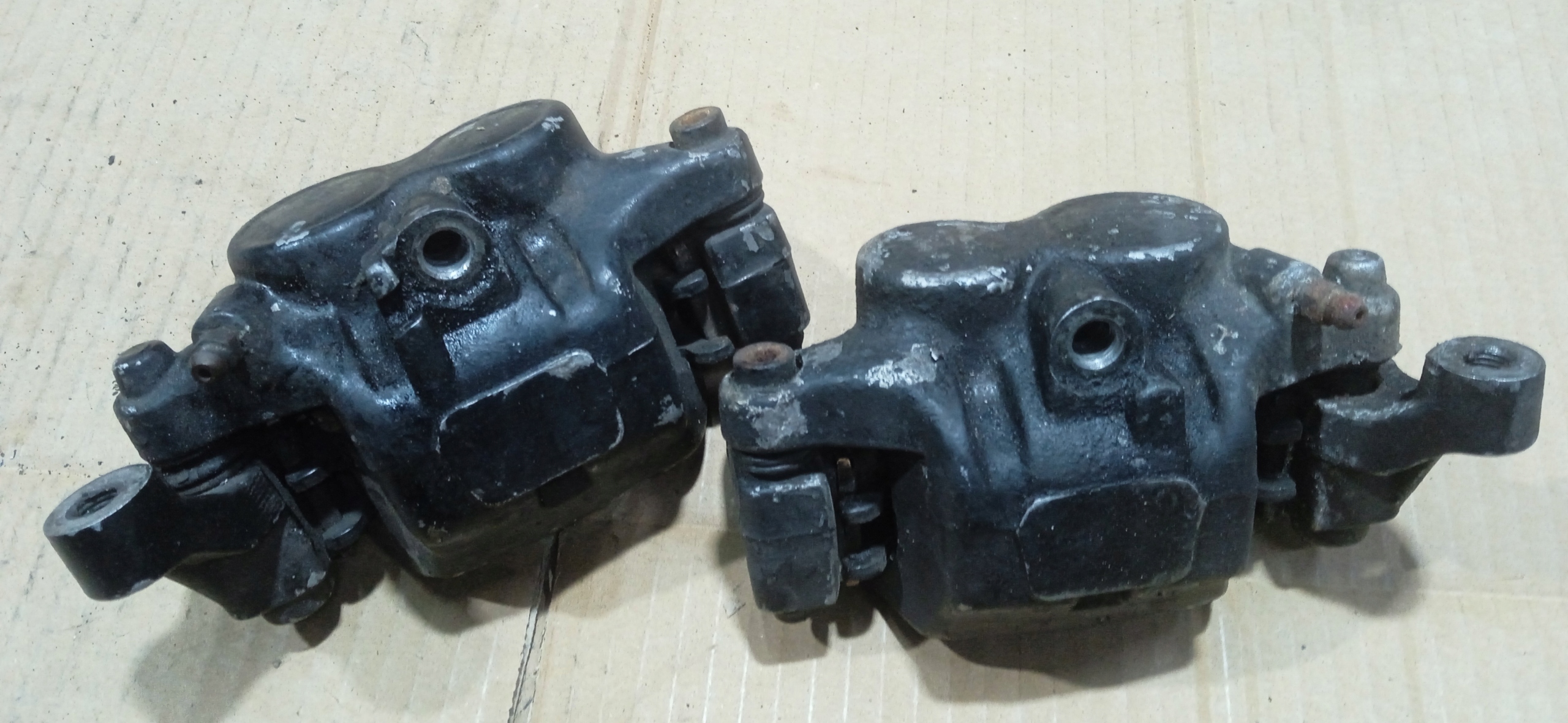 YAMAHA XJ 900 ГАЛЬМІВНІ СУПОРТИ ПЕРЕДНІЙ СУПОРТ ПЕРЕД